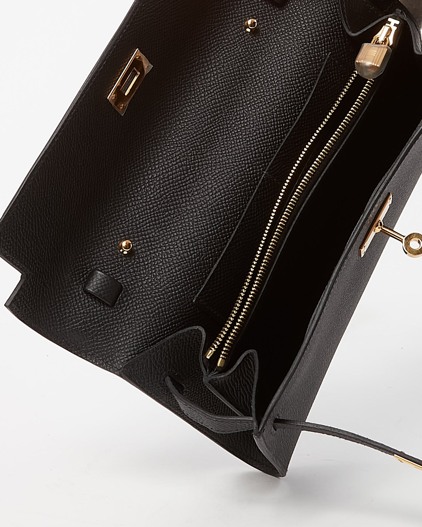 Hermès Black Epsom Leather GHW Kelly To Go Wallet Crossbody Bag