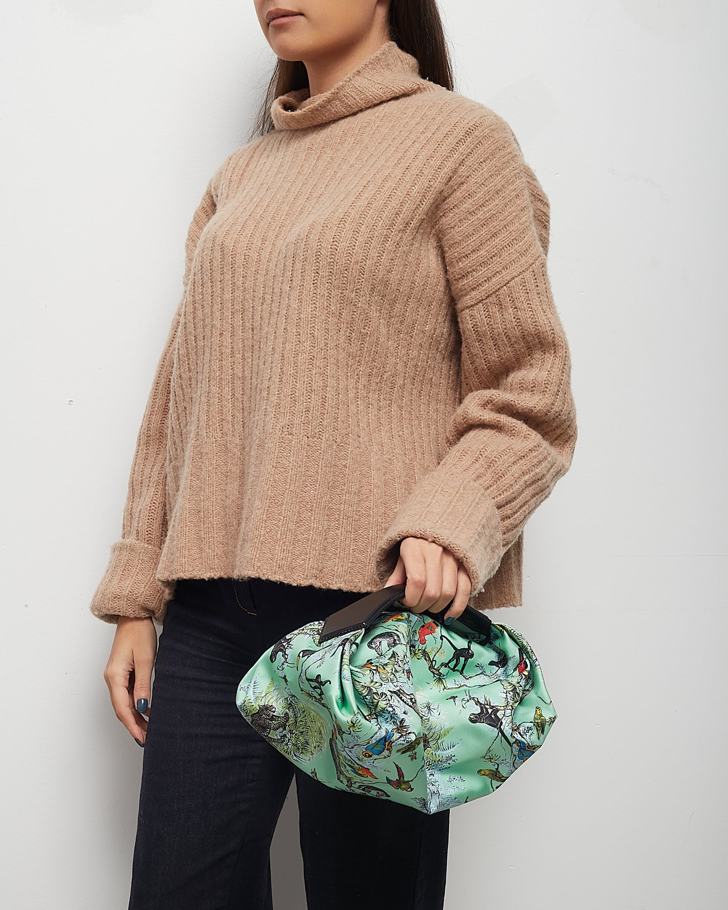 Hermès Bleu du Nord and Bleu Indigo Equateur Printed Silk Balusoie Bag