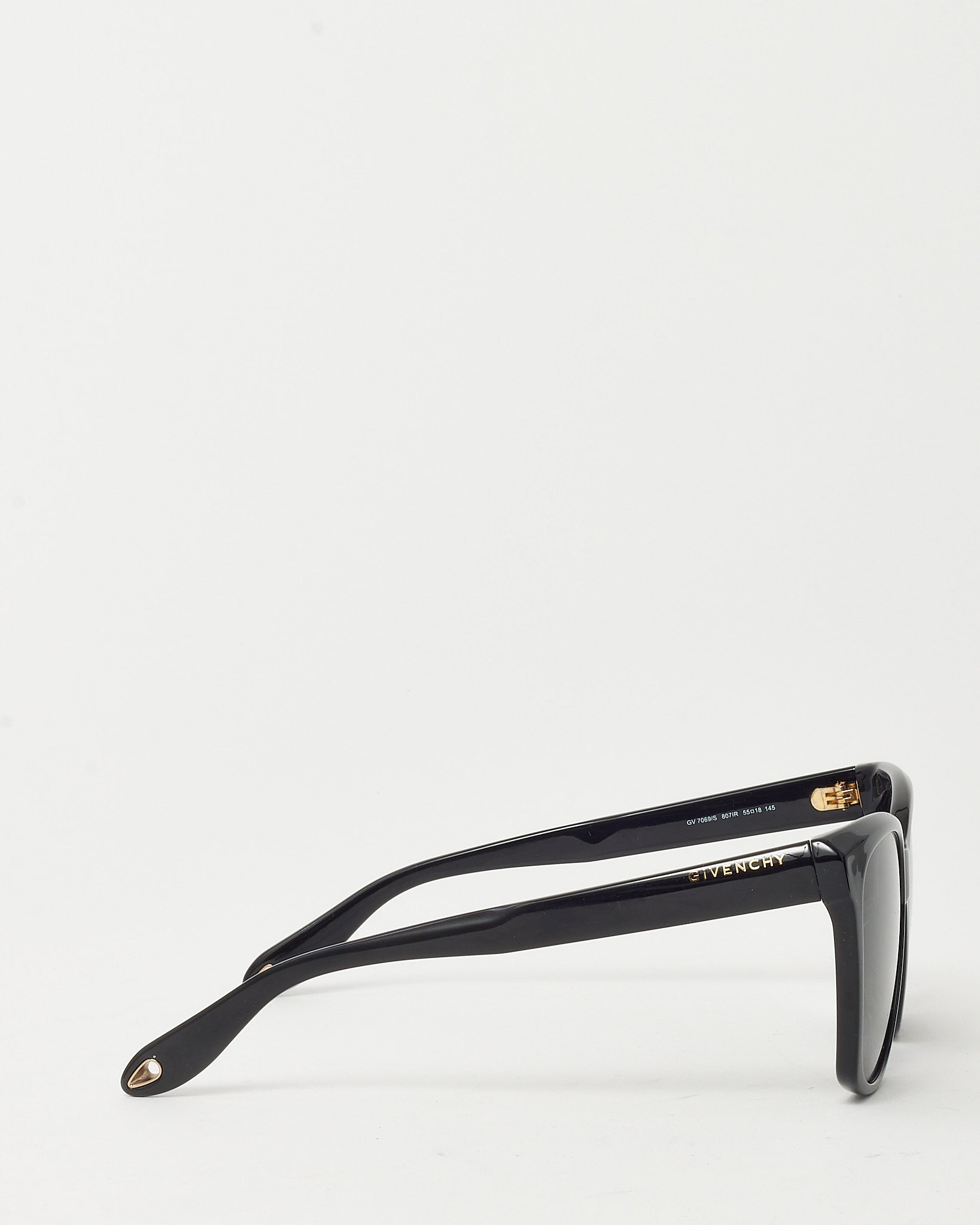 Givenchy Collection | Parisian Elegance & Luxury Fashion – RETYCHE