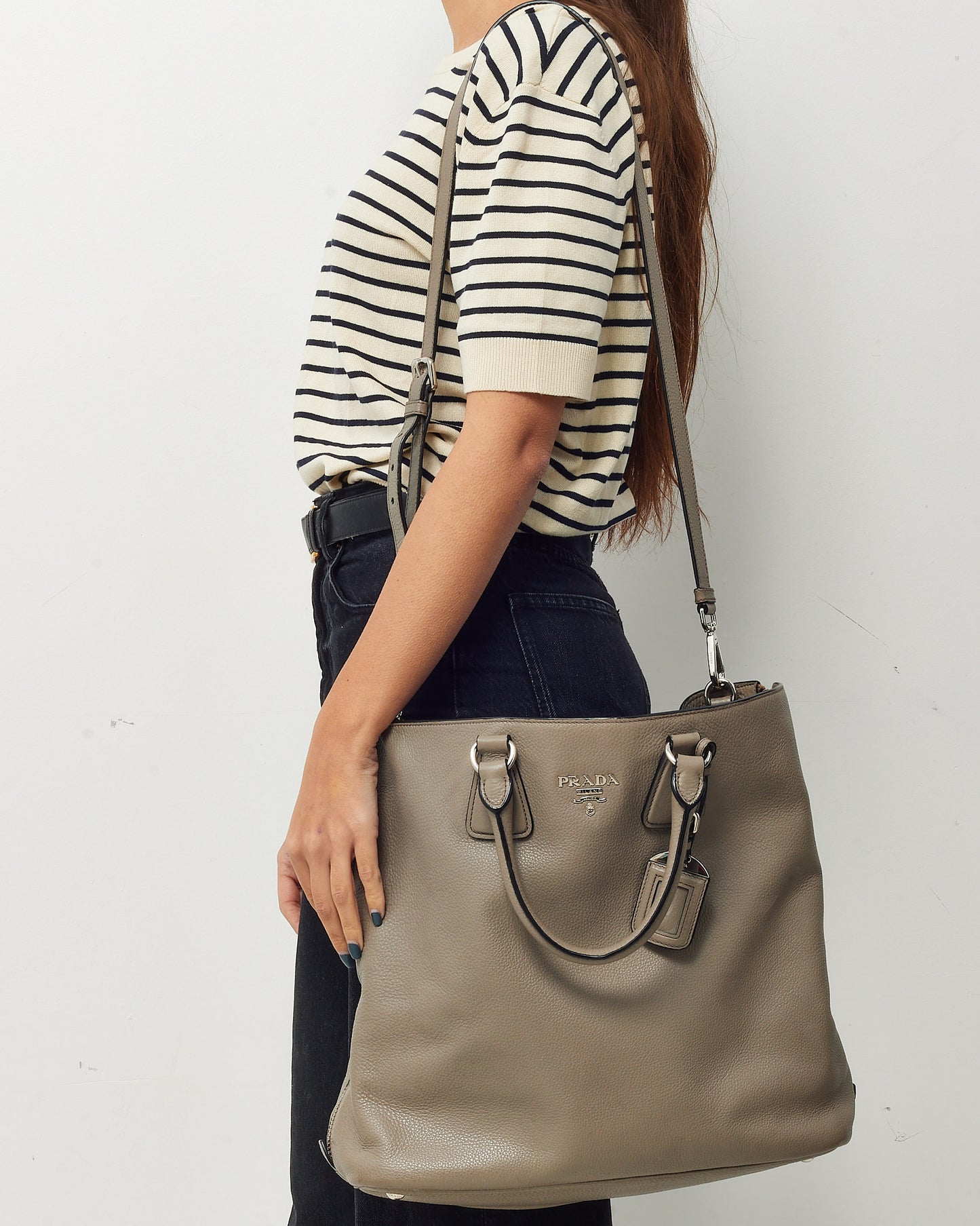 Prada Grey Black Vitello Daino Leather Large Zip Tote Bag with Strap SHW