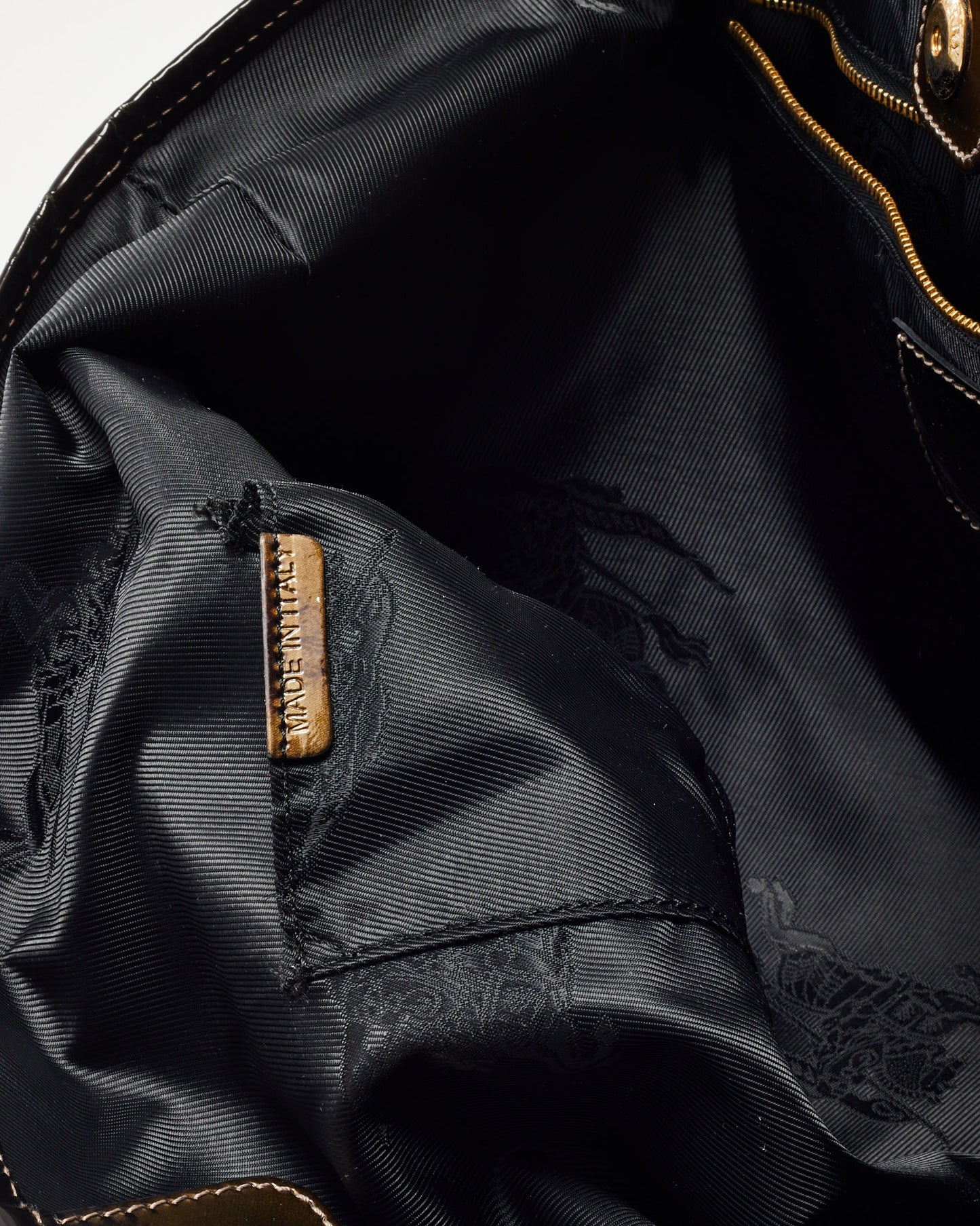 Sac cabas Burberry en cuir verni noir