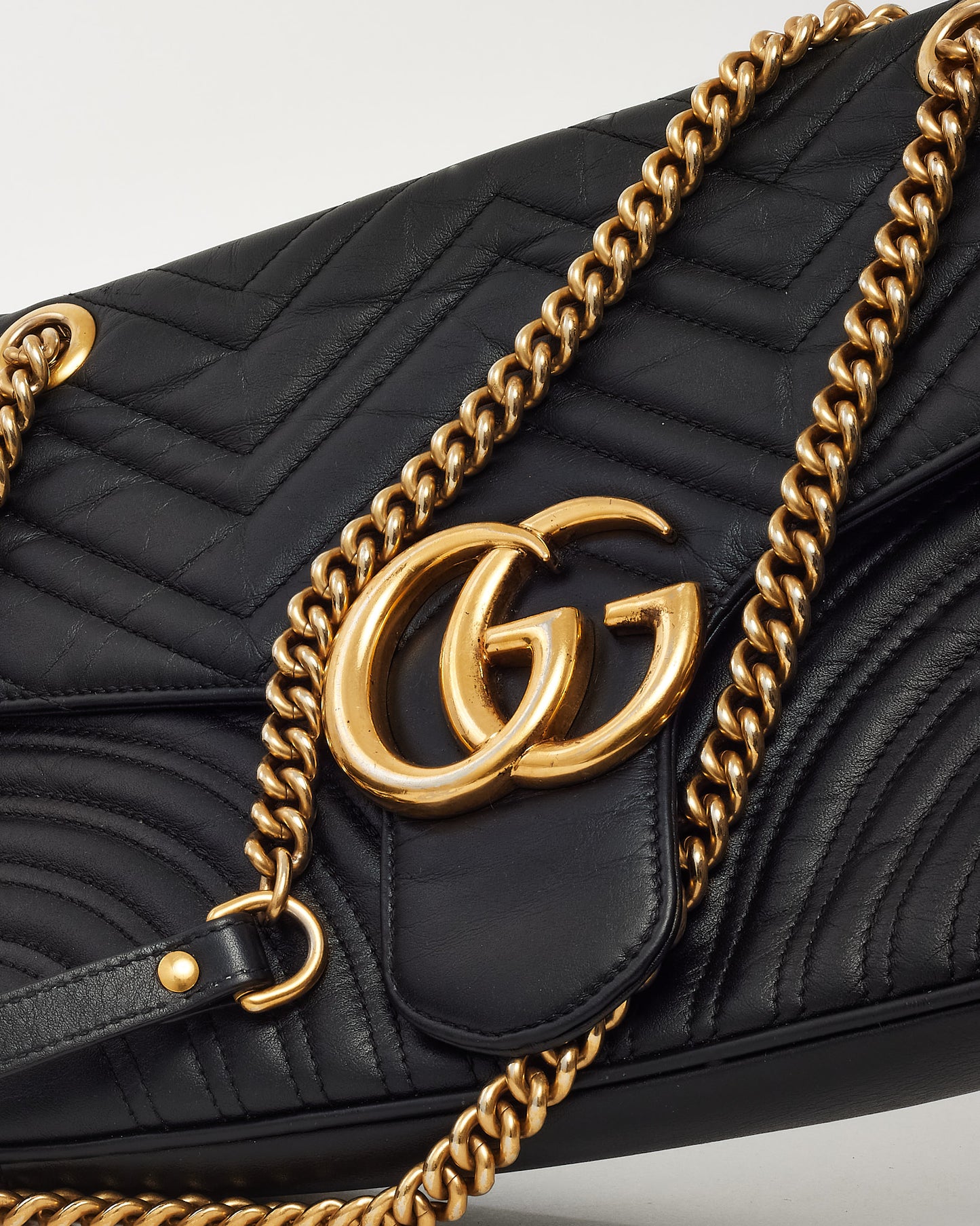 Gucci Black Matelassé Leather Medium GG Marmont Shoulder Bag GHW