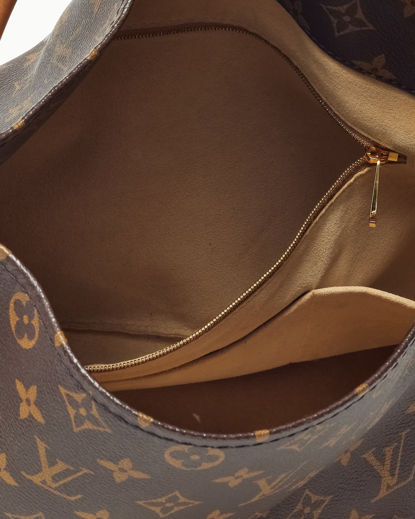 Louis Vuitton Monogram Canvas Artsy MM Shoulder Bag