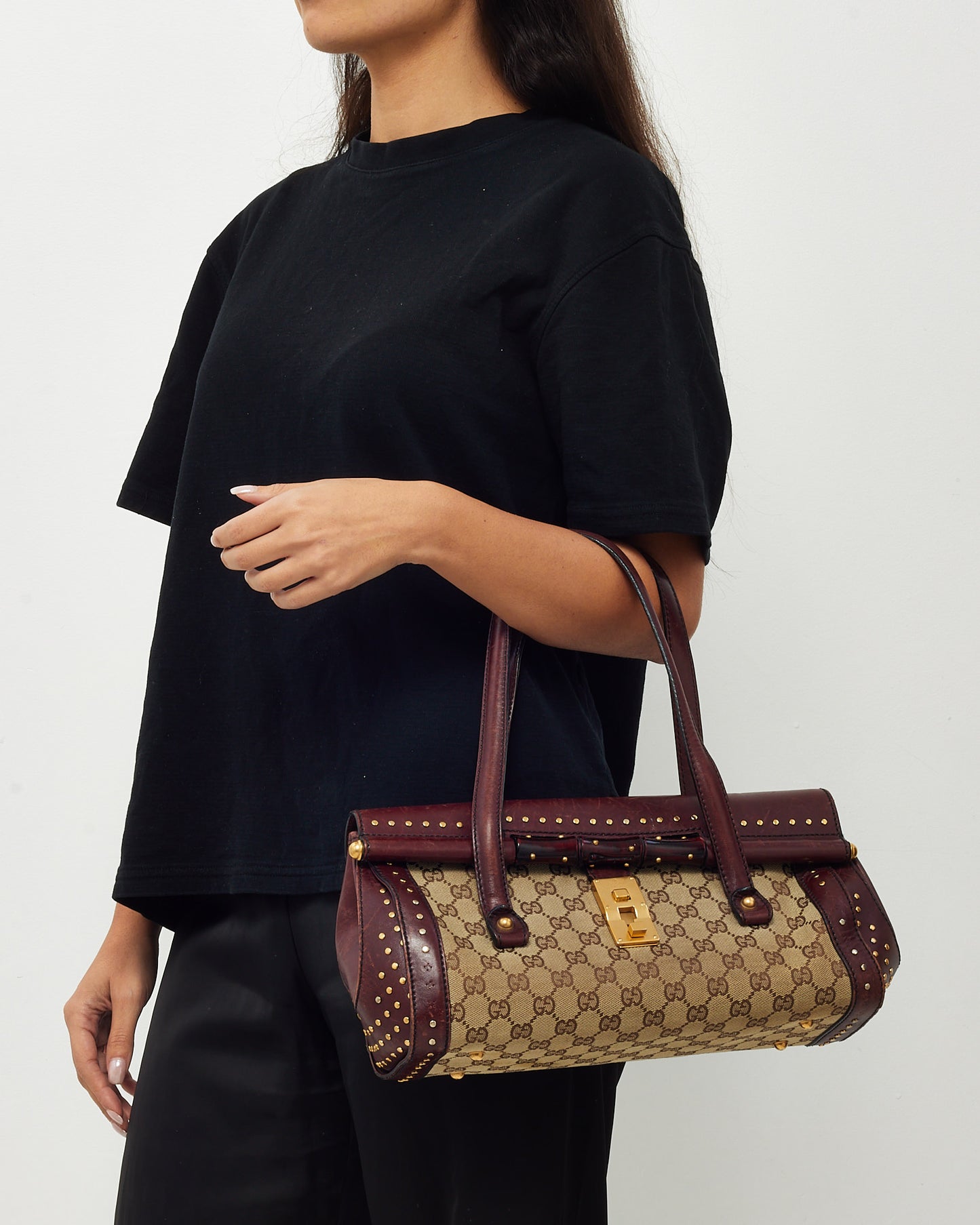 Sac Hobo Gucci Grand Modèle Soho GG en Cuir de Veau Grainé Noir avec Bandoulière