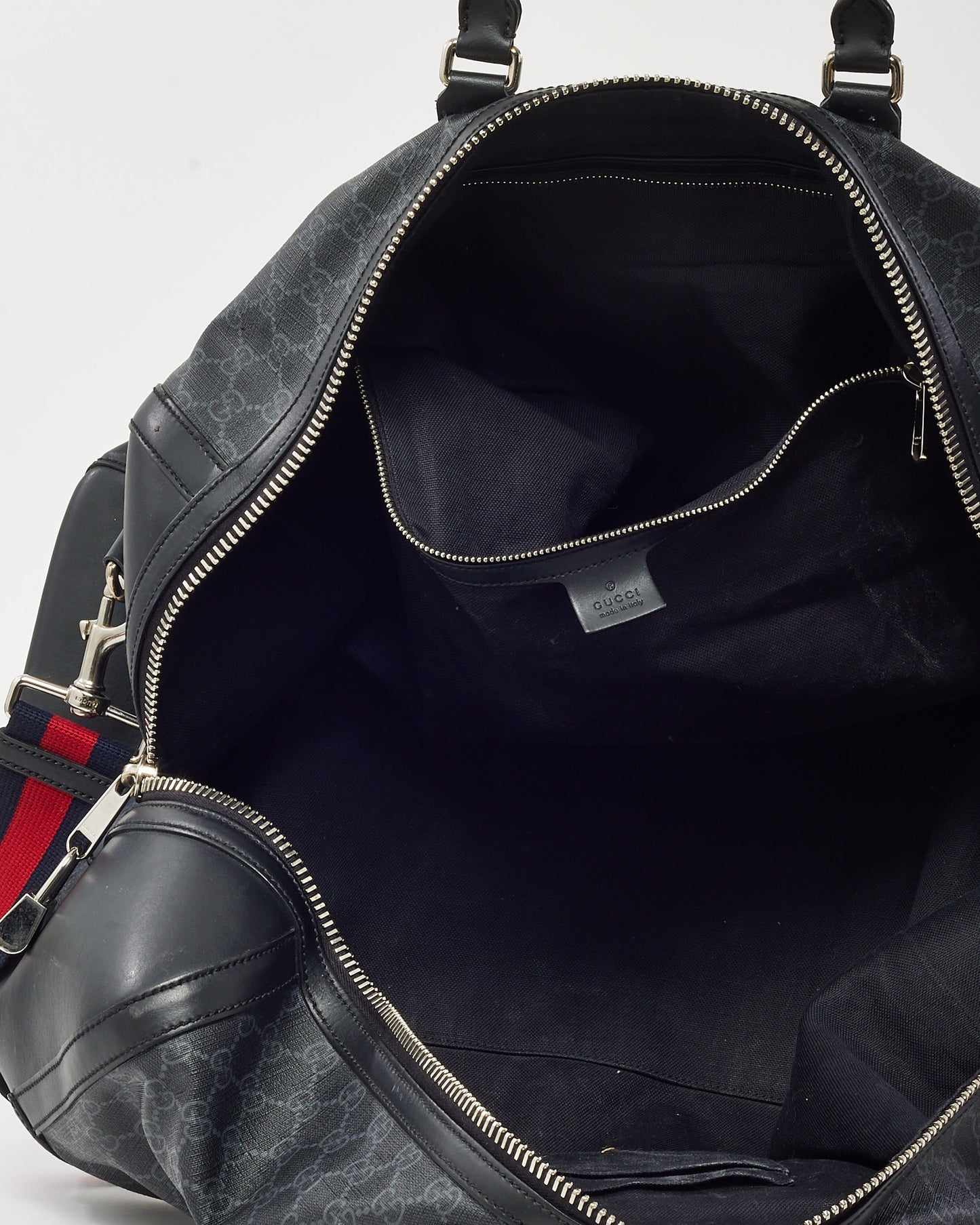 Sac à dos Gucci en cuir de veau souple noir et toile monogrammée GG Supreme Web à double boucle