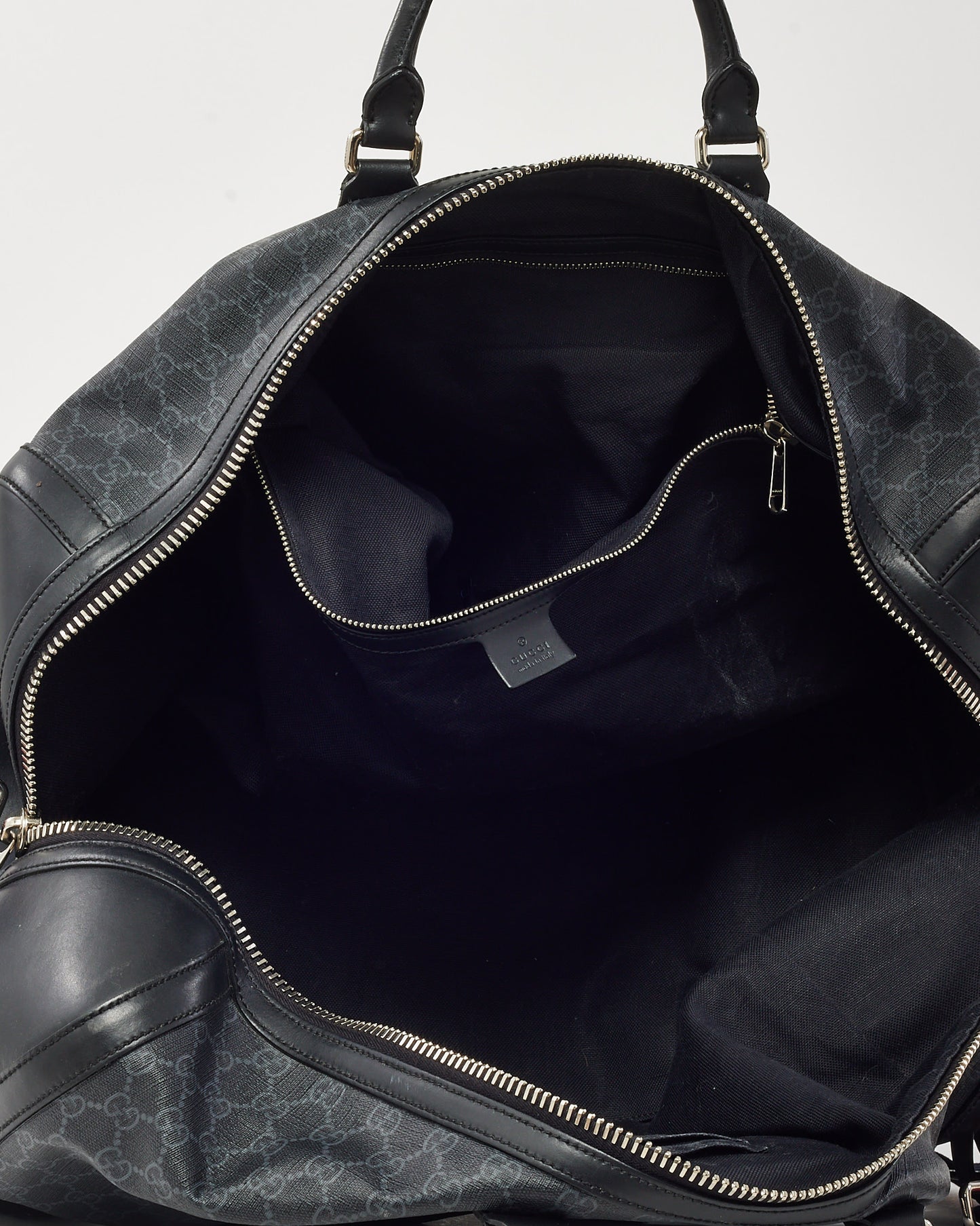 Sac à dos Gucci en cuir de veau souple noir et toile monogrammée GG Supreme Web à double boucle