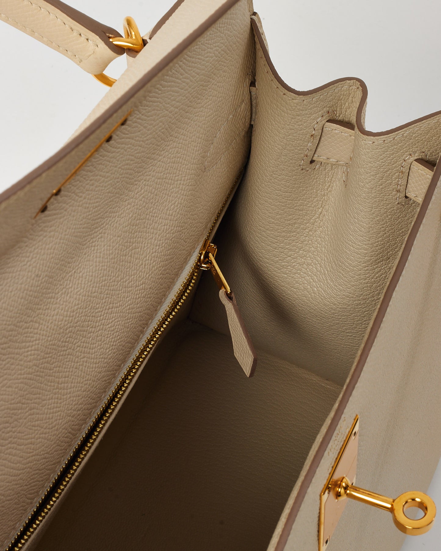 Hermès White Craie Epsom Leather Kelly II Sellier 28 GHW