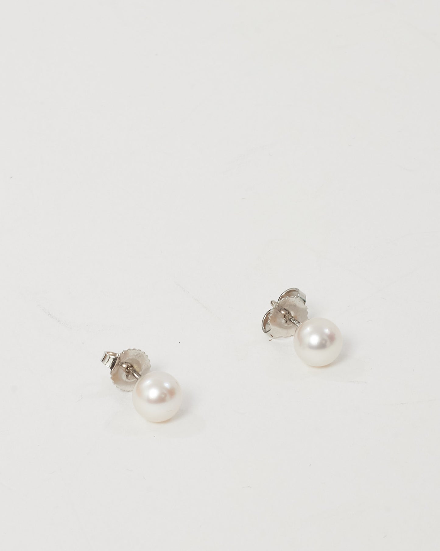 Tiffany & Co. 18k White Gold Signature Pearl Stud Earrings 6-6.5 mm