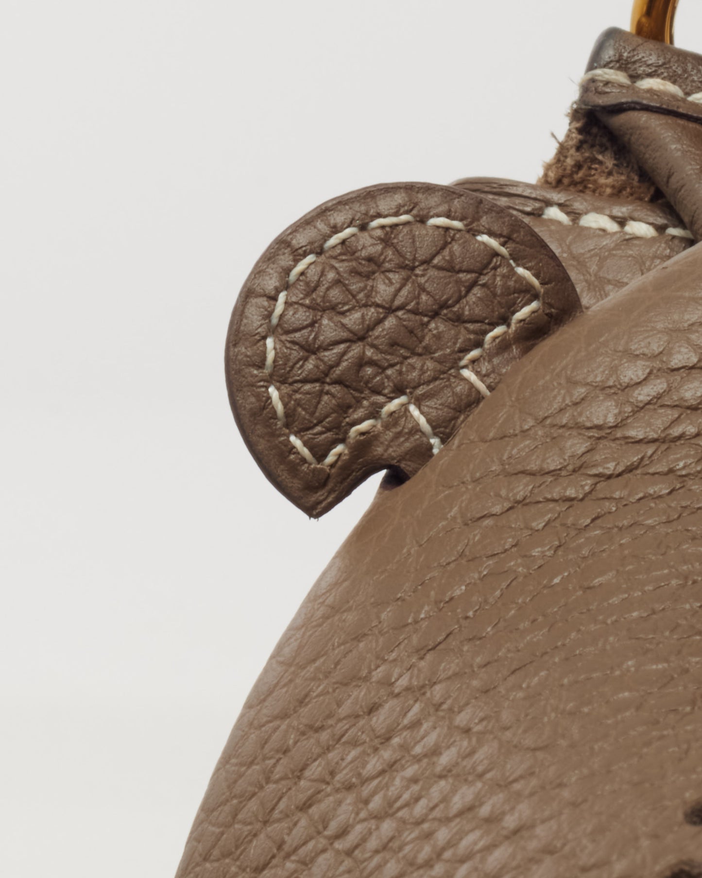 Hermès Etoupe Taurillon Clemence Leather Amazone Mini Evelyne 16 TPM GHW