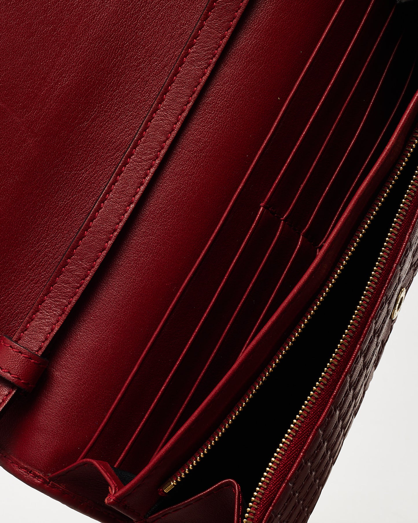 Gucci Red Monogram GG Microguccissima Leather WOC Wallet on Strap Crossbody Bag