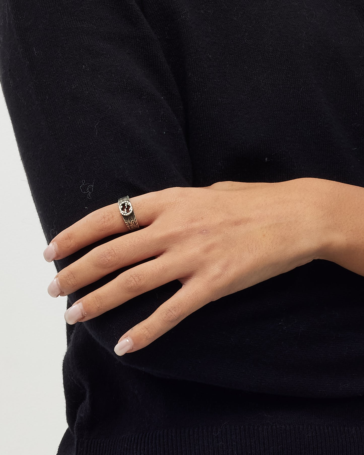 Gucci Sterling Silver Arabesque Interlocking G Ring - 6 3/4