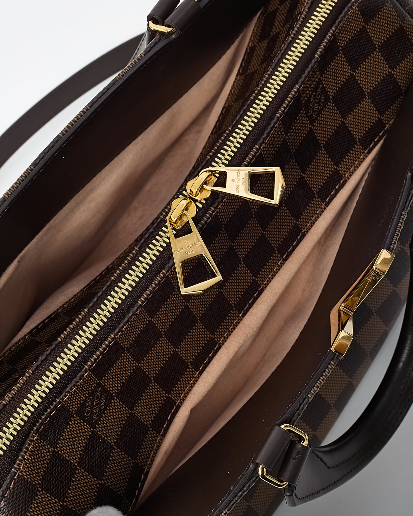 Sac cabas Louis Vuitton Kensignton V en toile enduite Damier Ebene marron
