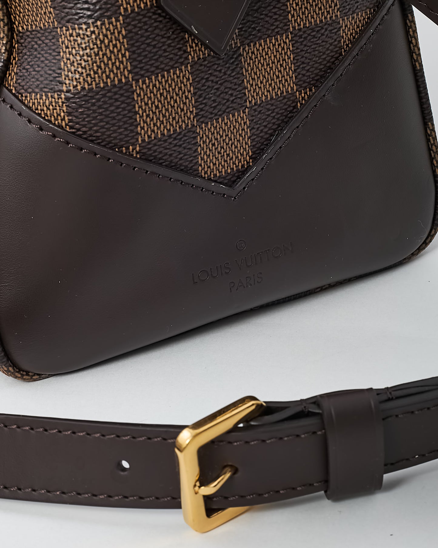 Sac cabas Louis Vuitton Kensignton V en toile enduite Damier Ebene marron