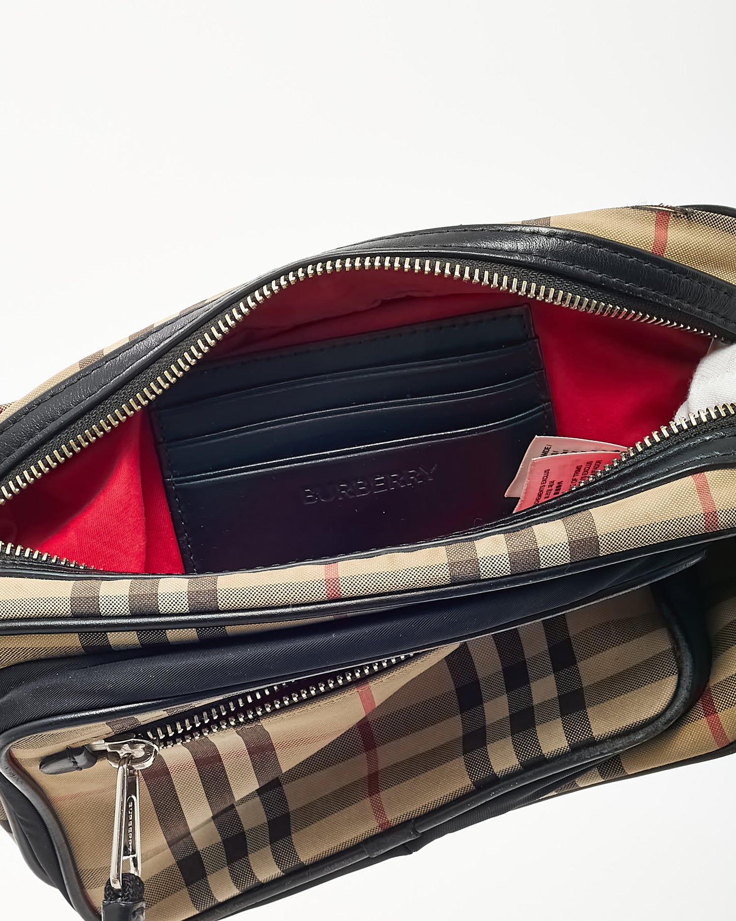 Sac porté épaule petit modèle Lola en tweed beige archive Burberry