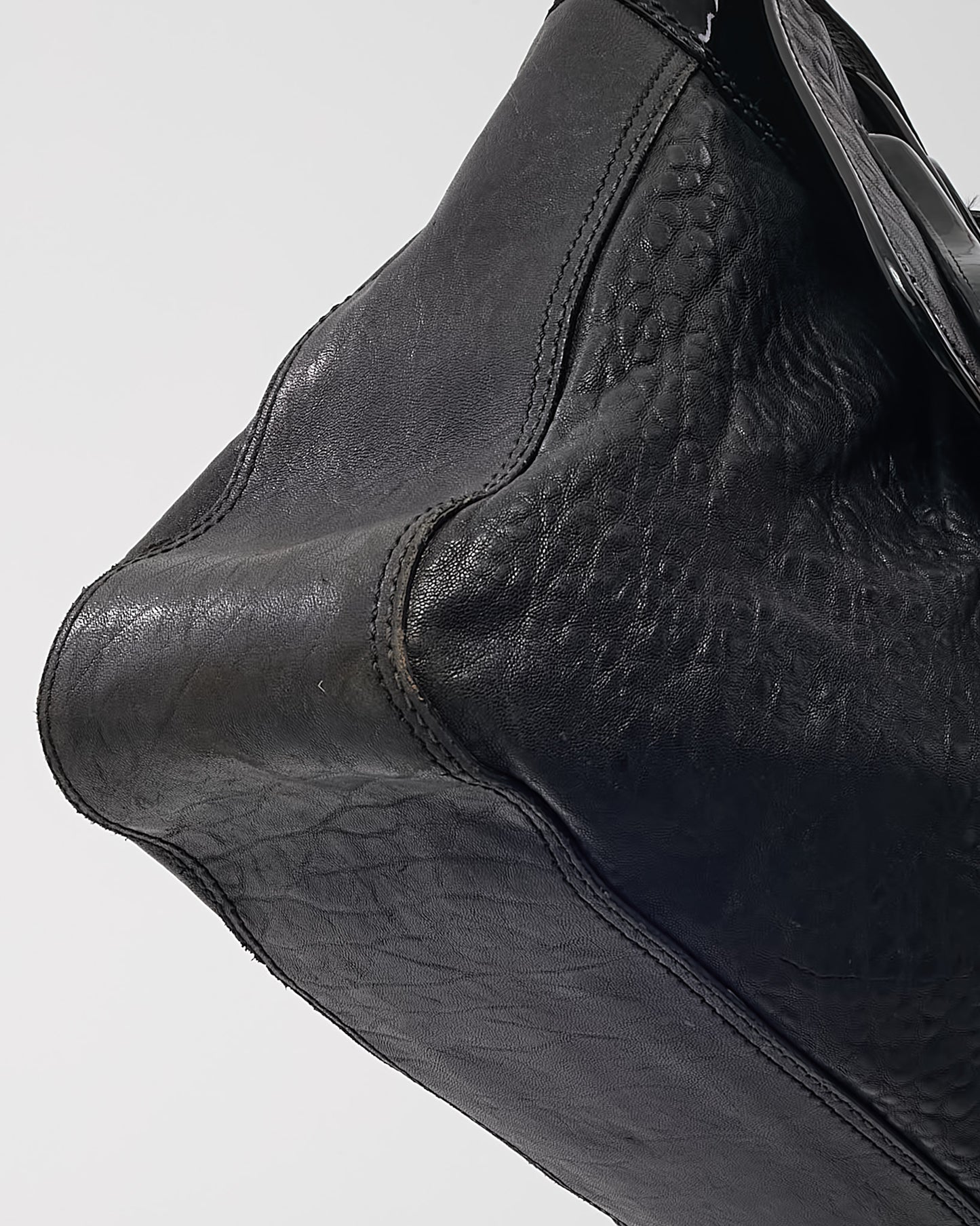 Fendi Black Pebbled Leather Large Buckle B Shoulder Bag