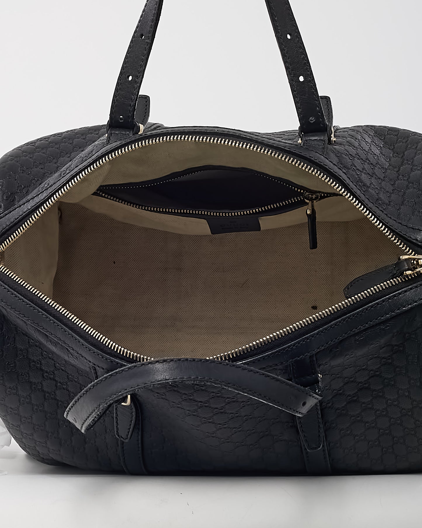 Gucci Black GG Monogram Microguccissima Leather Medium Joy Boston Bag