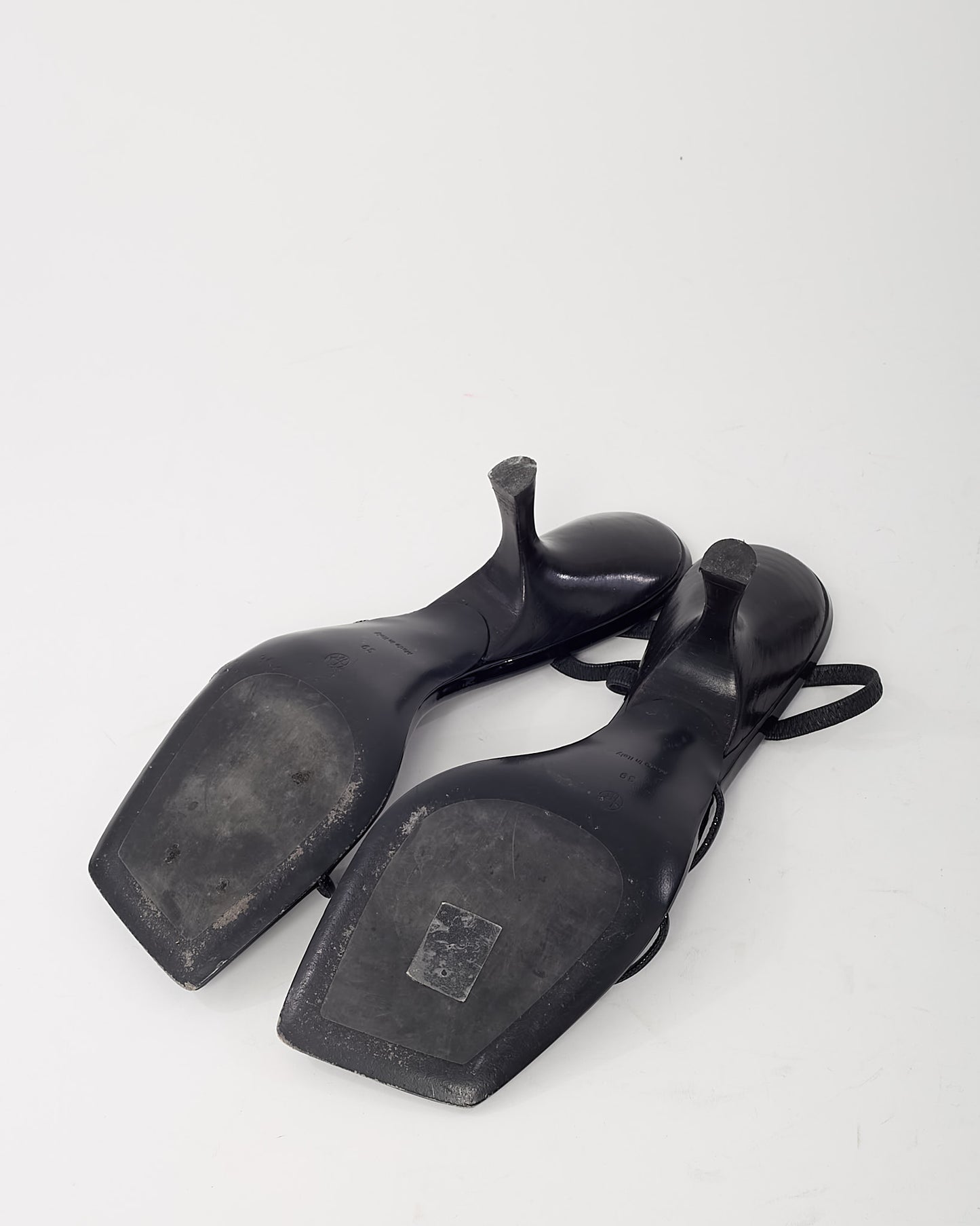 The Row Black Patent Leather Rai 70mm Sandals - 39