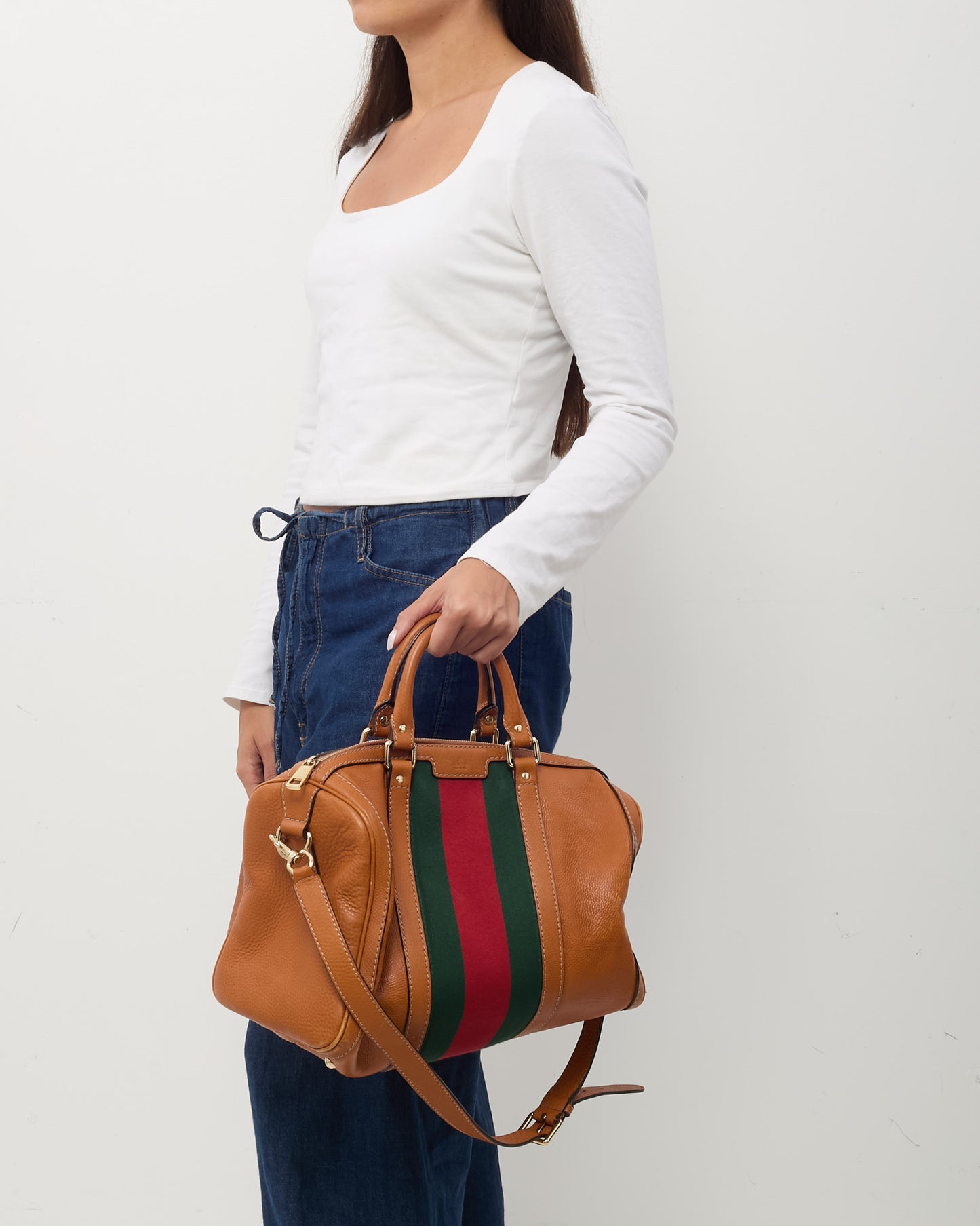 Sac Boston Gucci Joy moyen en toile enduite à monogramme GG bleu/rouge motif cœur tatouage