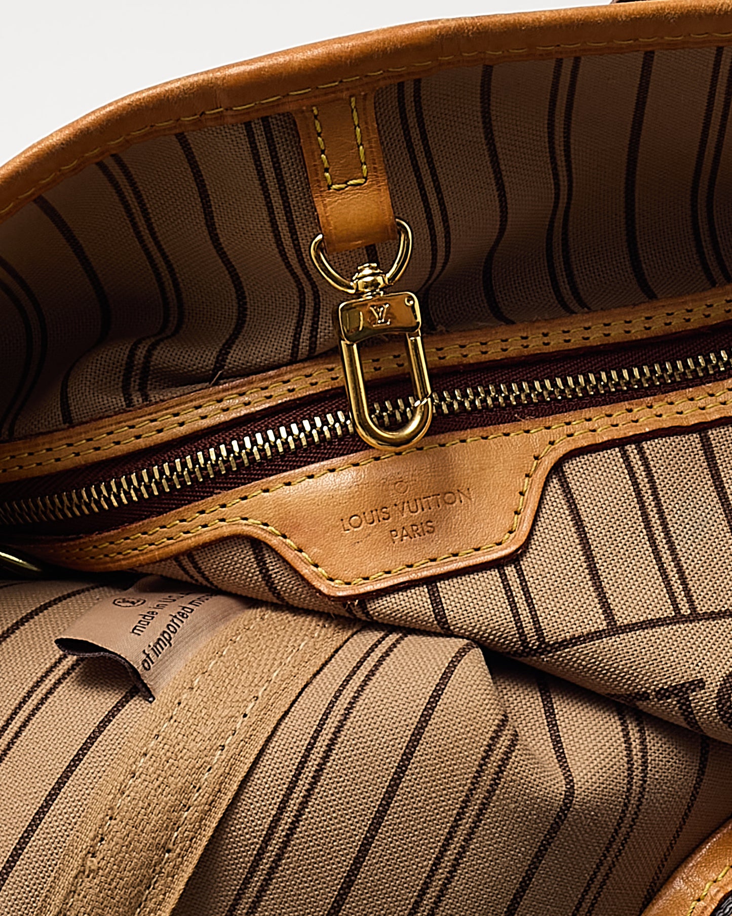 Louis Vuitton Monogram Coated Canvas Neverfull MM