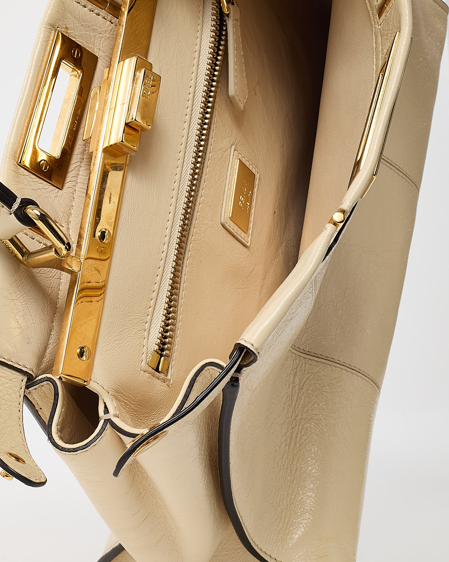 Fendi Beige Cameo Patent Leather Old Shine Medium Peekaboo 2Way Bag