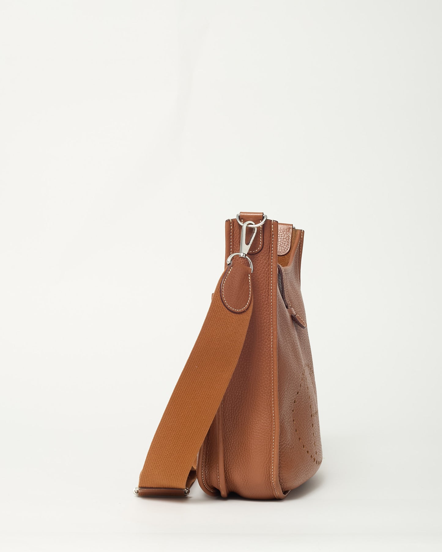 Hermès Gold Taurillon Clémence Leather Evelyne 29 Crossbody Bag