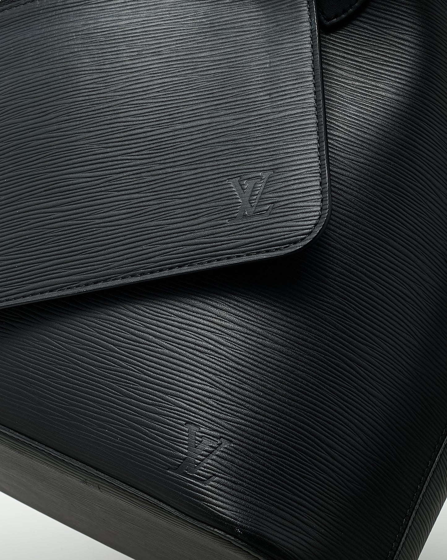 Louis Vuitton Black Epi Leather Neverfull MM with Pouch