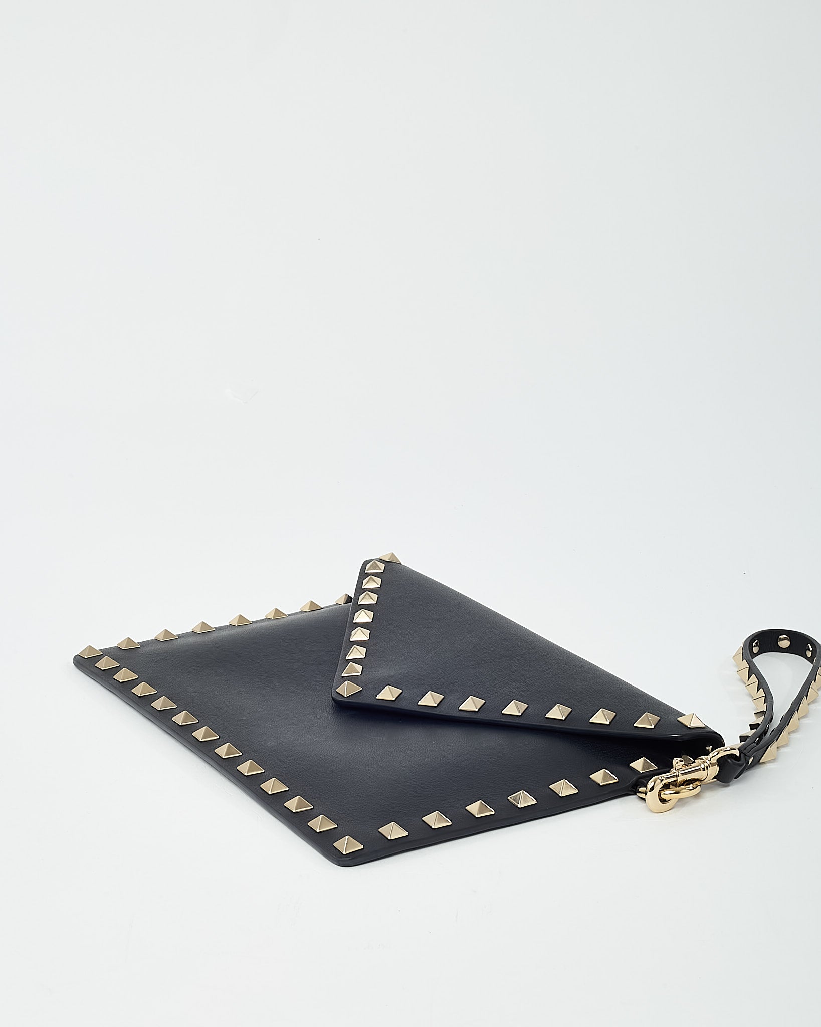 Buy Valentino Black Leather GHW Rockstud Small Envelope Wristlet