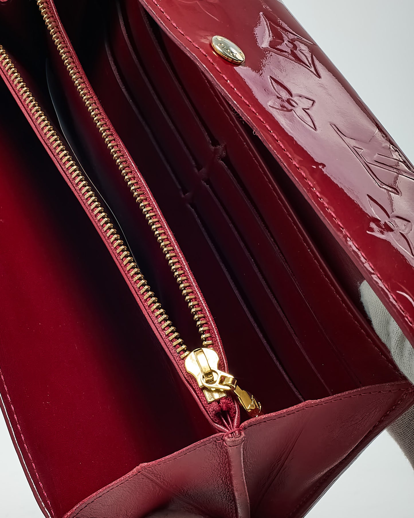 Louis Vuitton Red Monogram Vernis Patent Leather Sarah Wallet