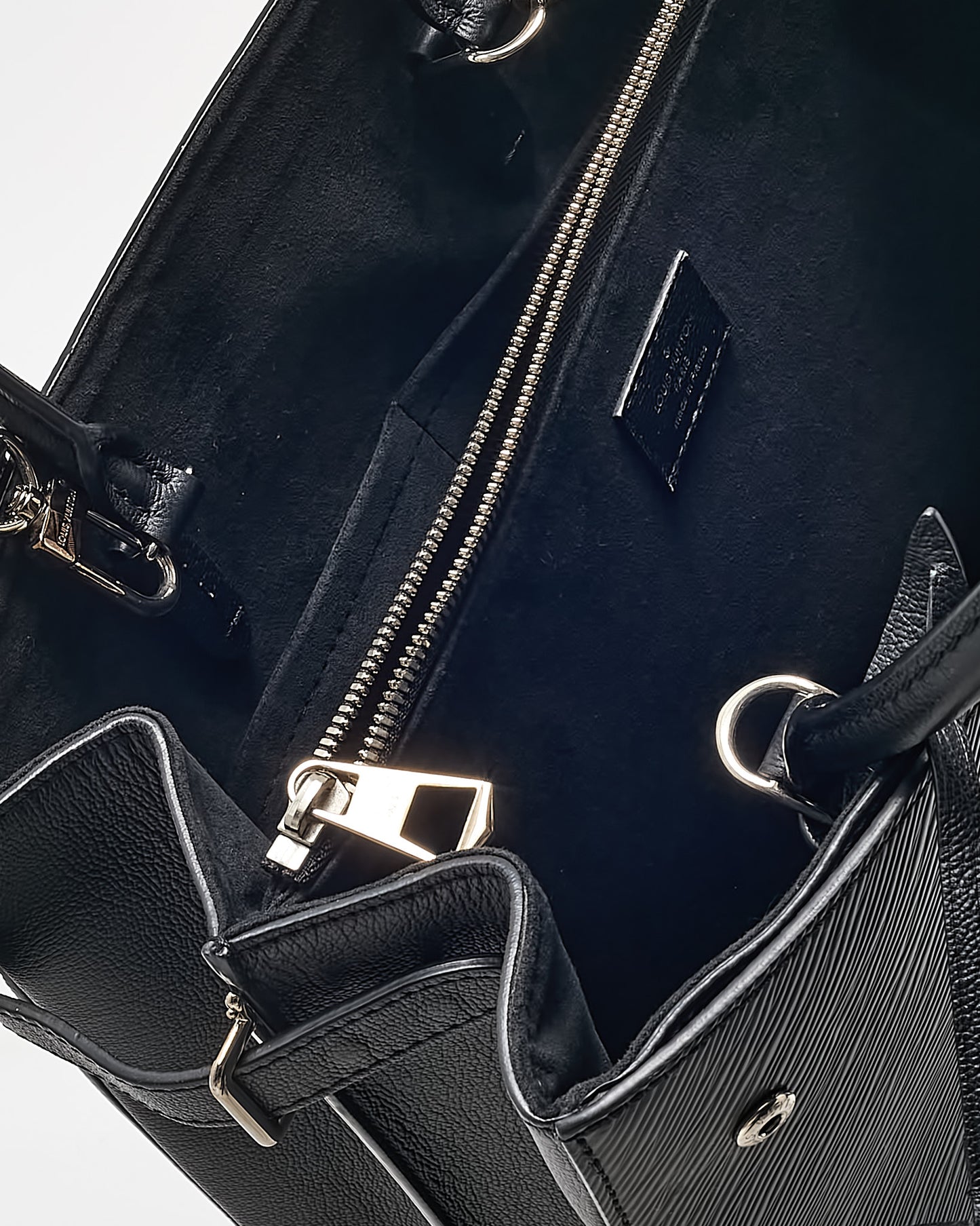 Louis Vuitton Black Epi Leather SHW LV Twist Tote Bag with Strap