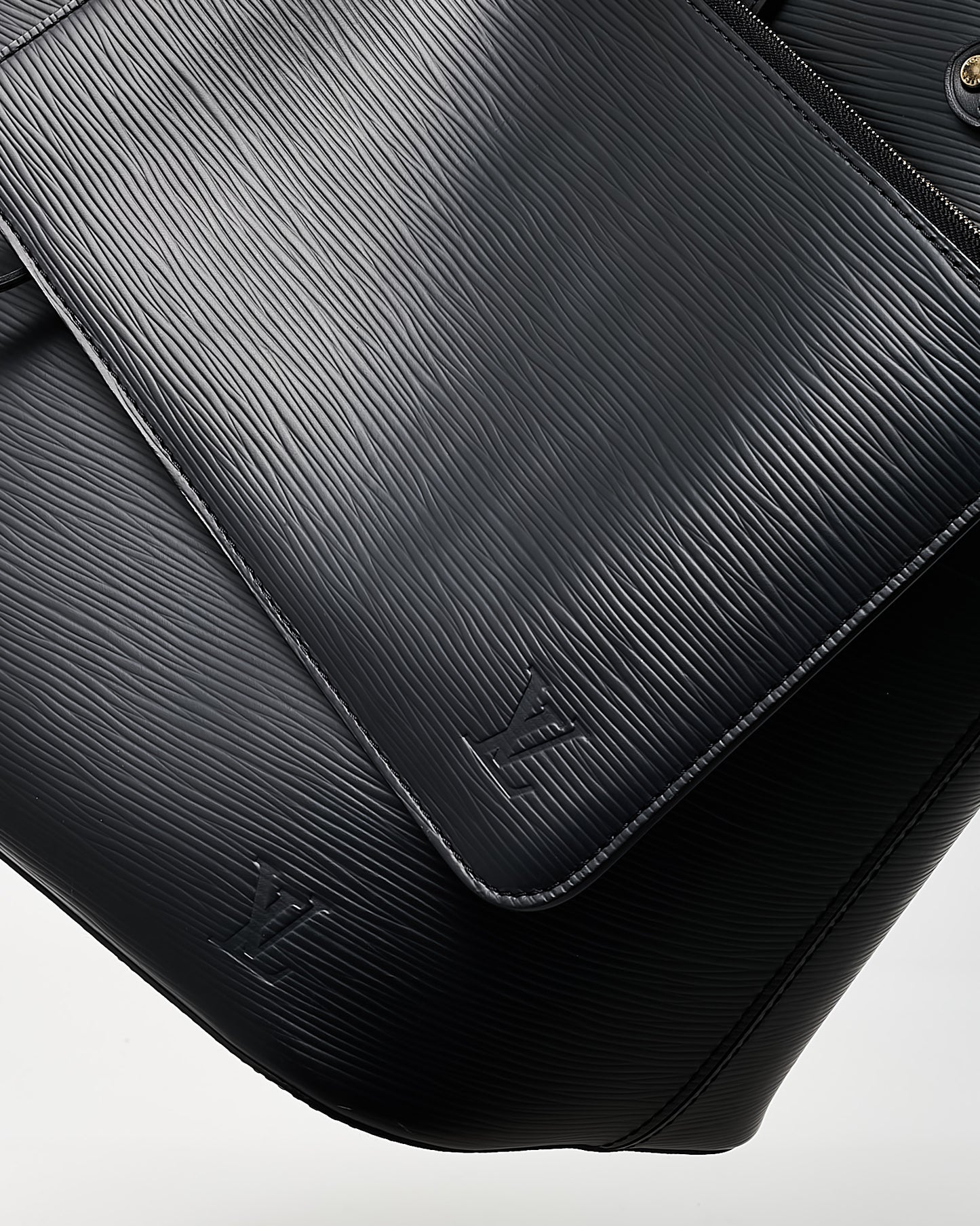 Louis Vuitton Black Epi Leather Neverfull MM with Pouch