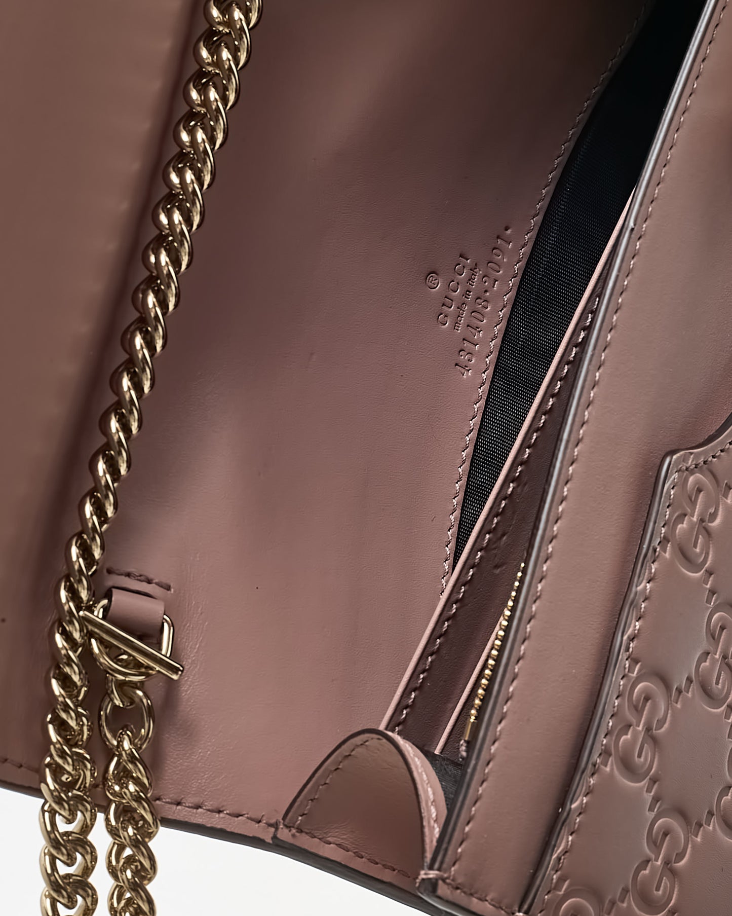 Gucci Pink Signature G Embossed Leather Bow WOC Wallet On Chain Crossbody Bag