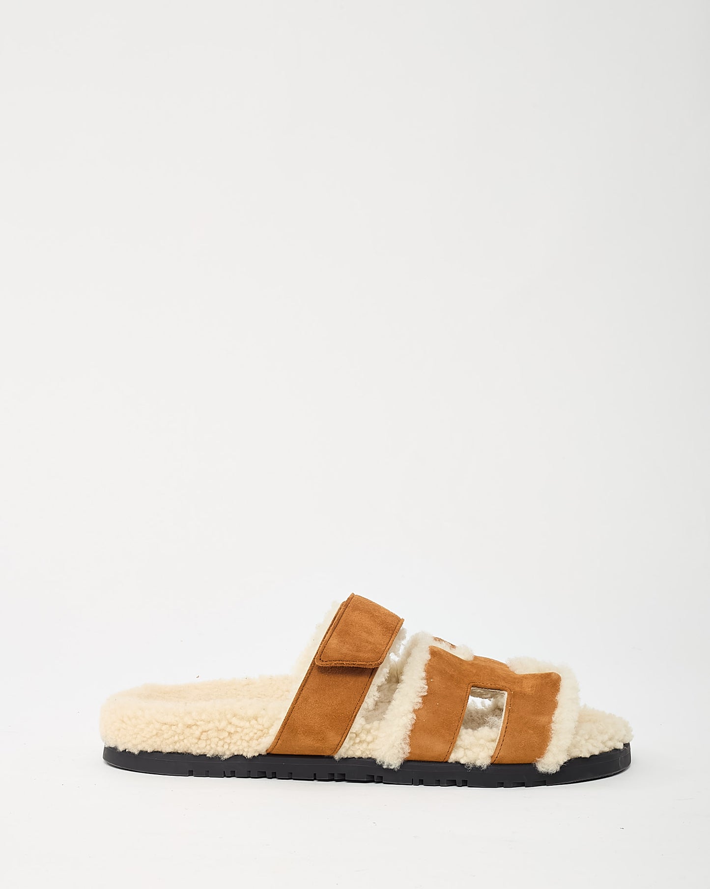 Hermès Tan Suede & Shearling Chypre Sandals - 39
