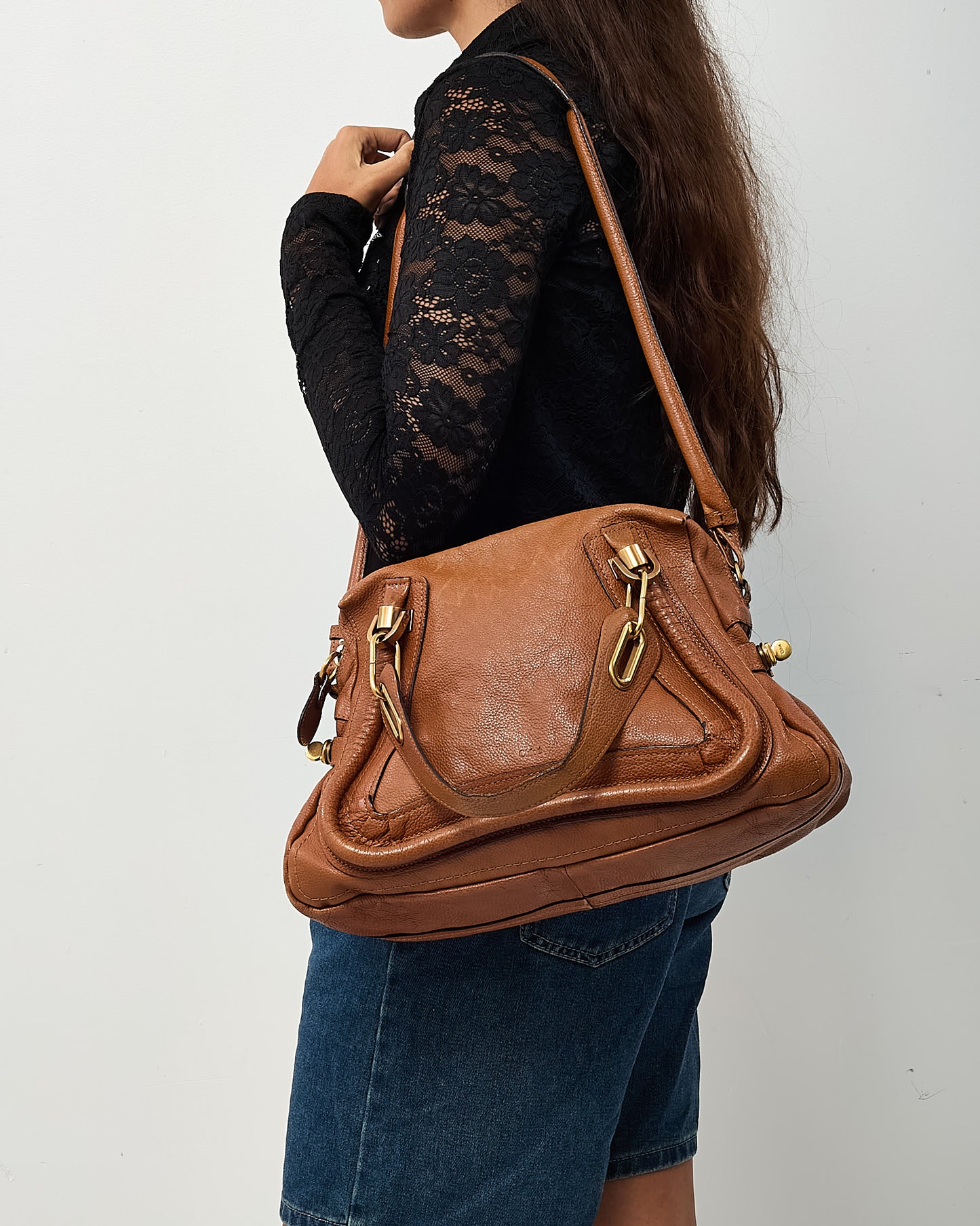 Chloé Tan Pebbled Leather Medium Paraty 2Way Bag