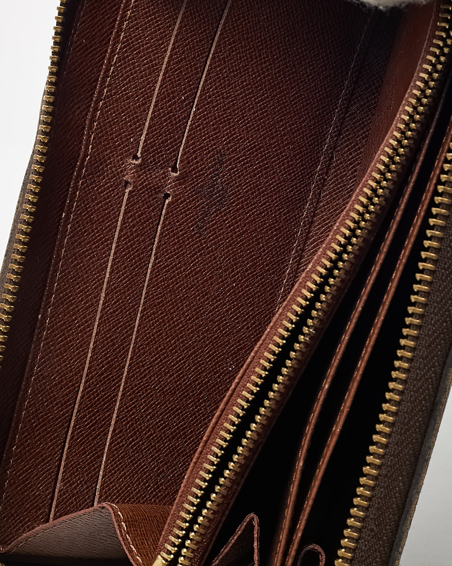 Louis Vuitton Monogram Coated Canvas Zippy Wallet