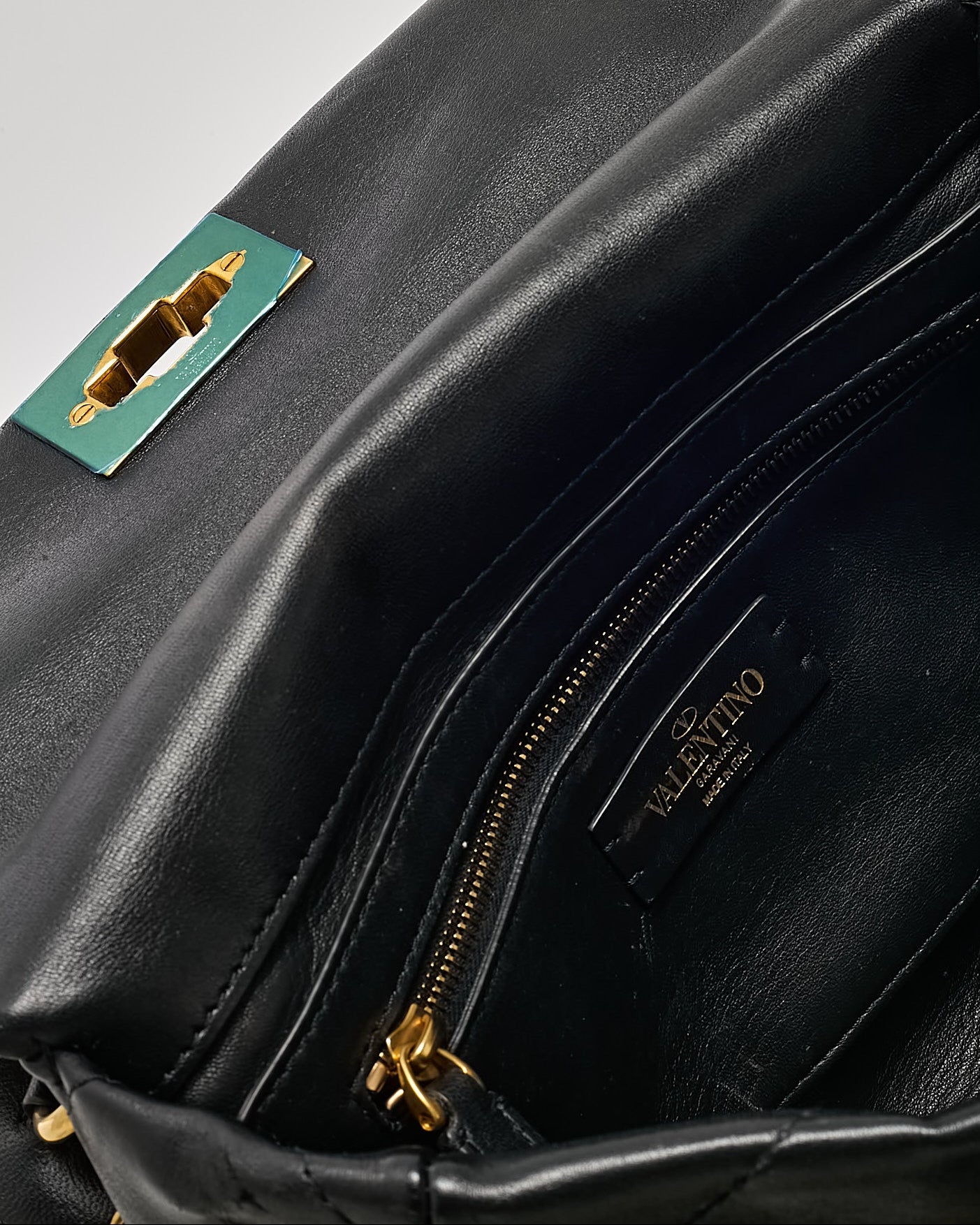Valentino Black Puffy Leather GHW Roman Stud 2Way Shoulder Bag
