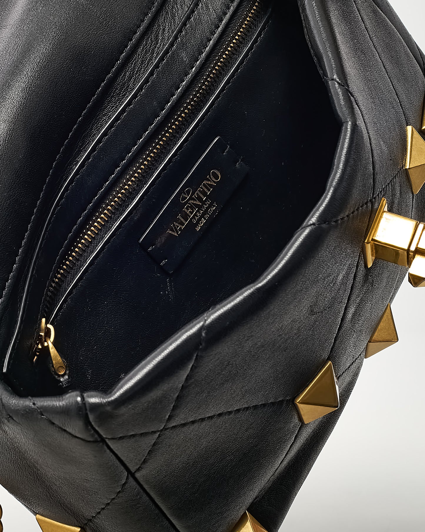 Valentino Black Puffy Leather GHW Roman Stud 2Way Shoulder Bag