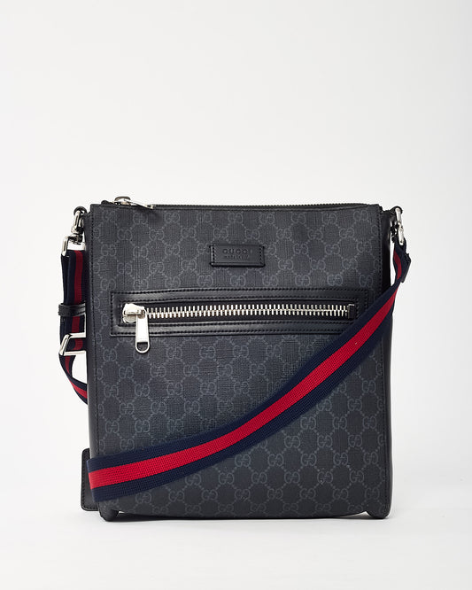 Gucci Black Monogram GG Supreme Canvas Medium Messenger Bag