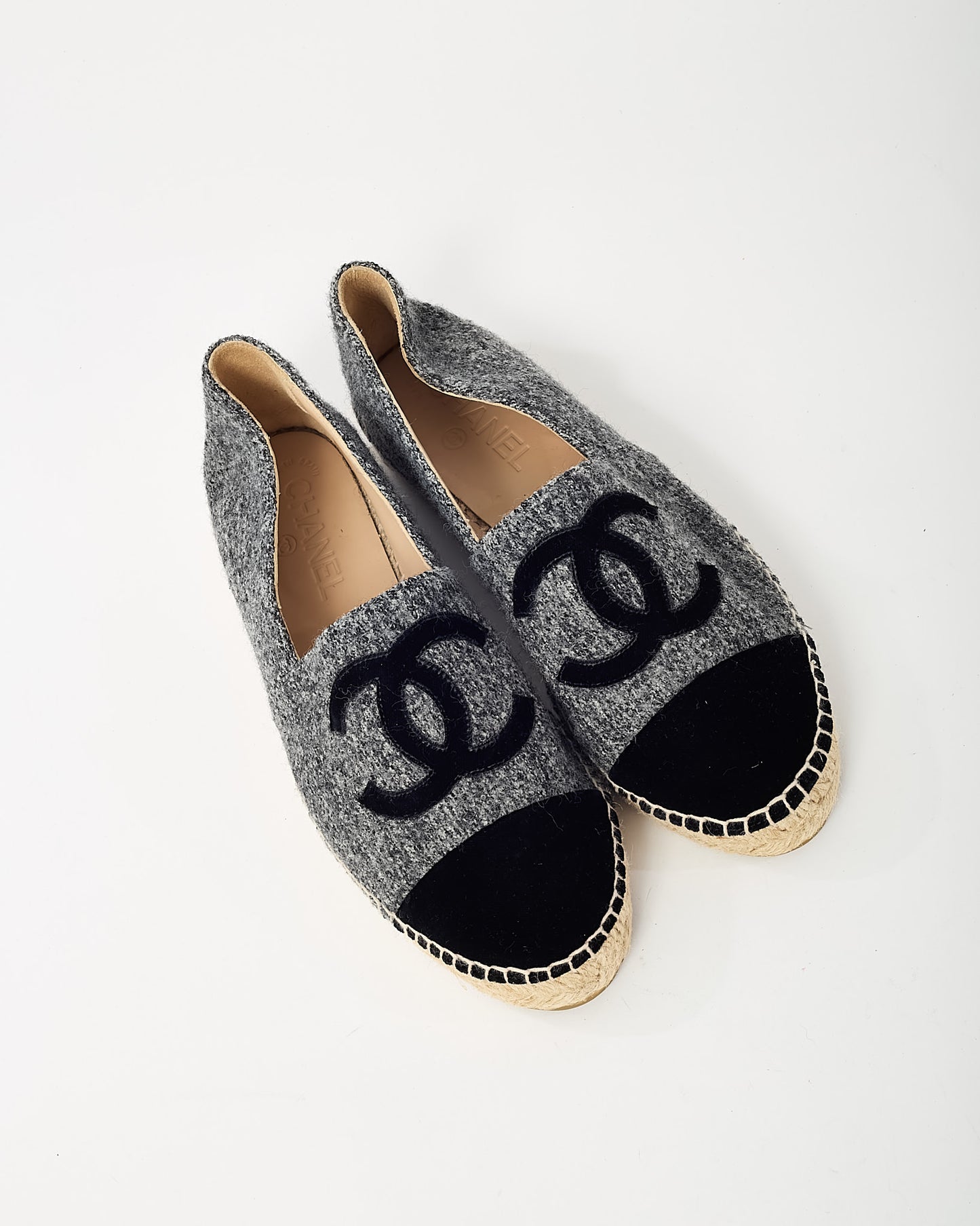 Chanel Grey Wool Felt and Velvet Black CC Logo Espadrilles - 39