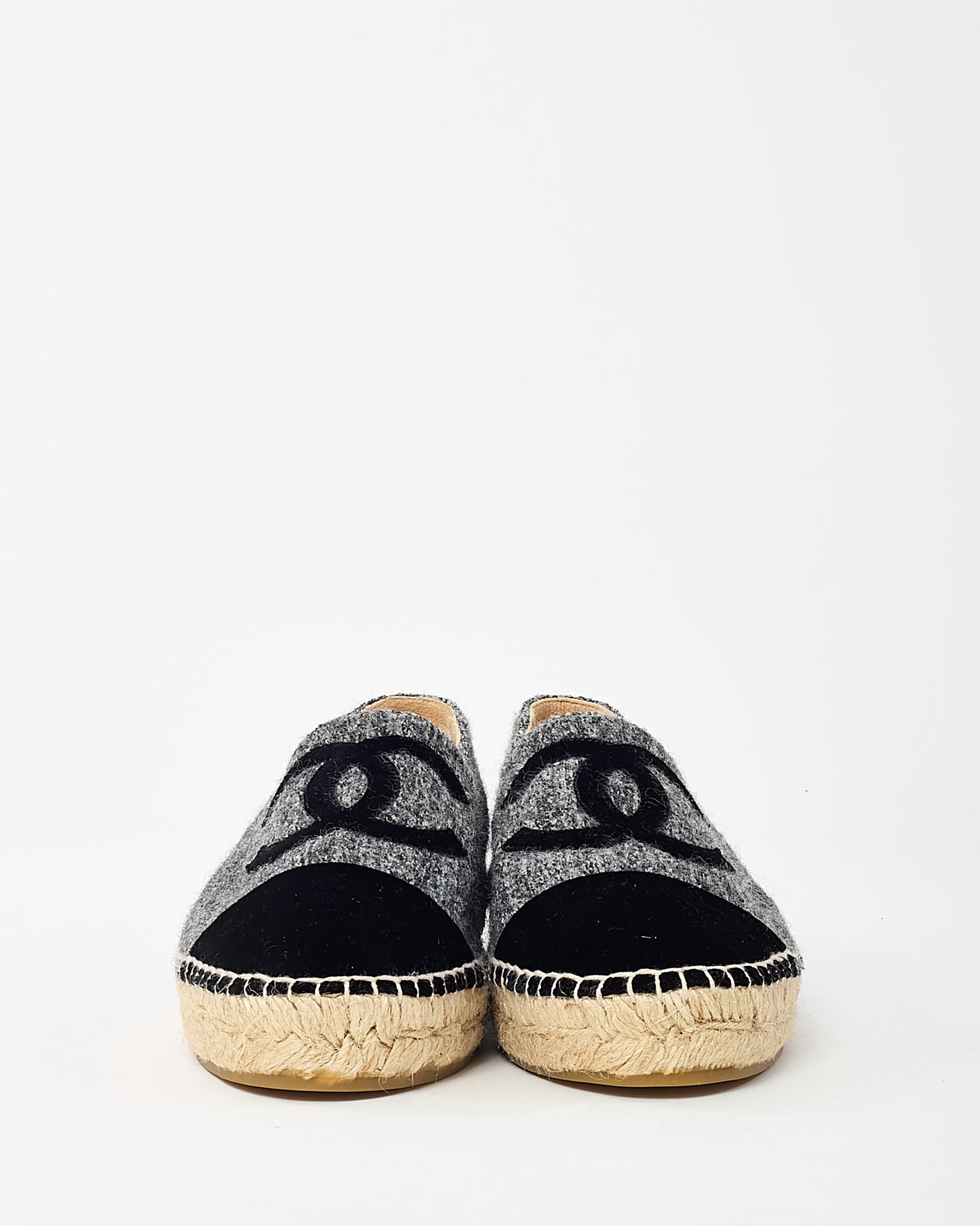 Chanel Grey Wool Felt and Velvet Black CC Logo Espadrilles - 39
