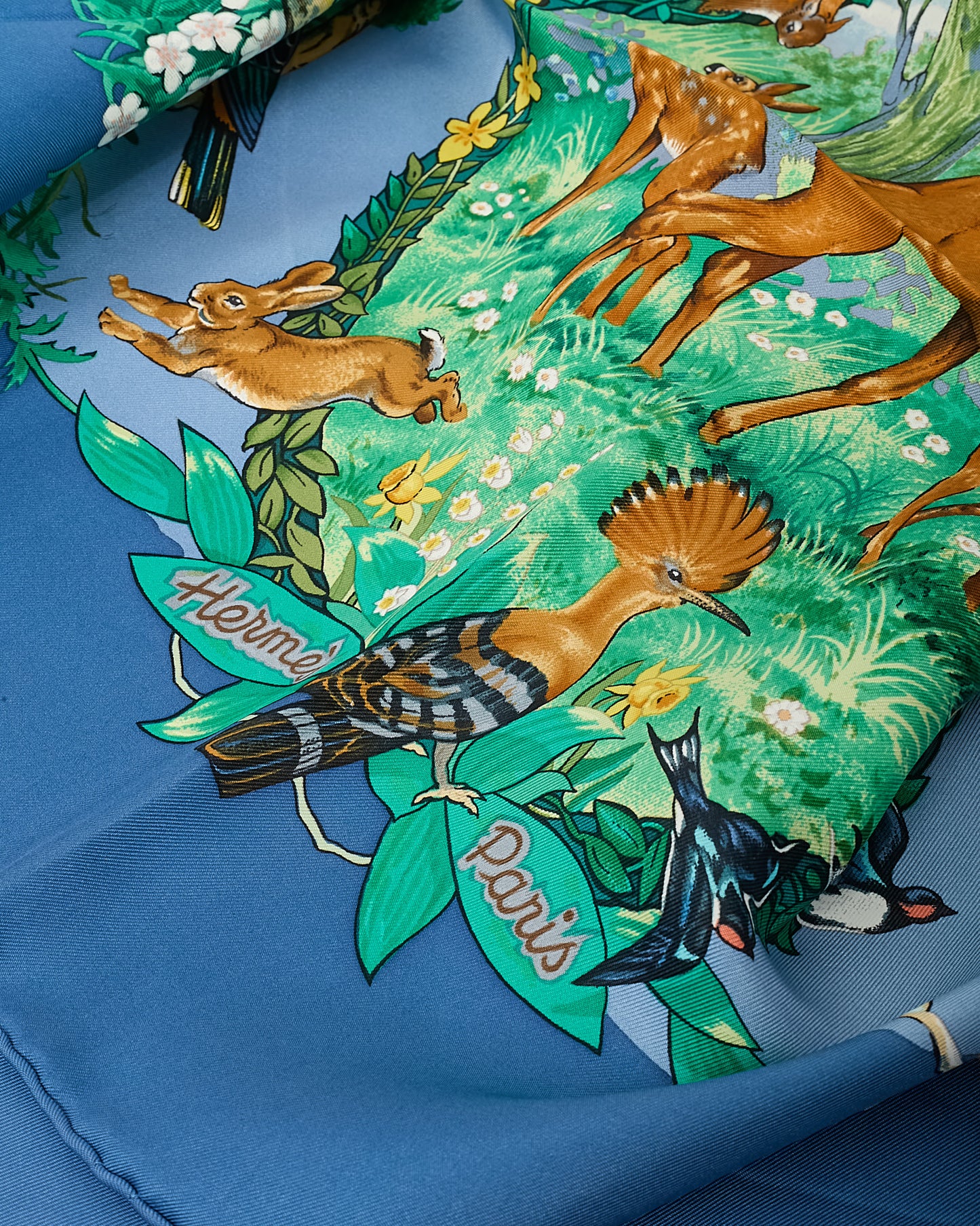 Hermès Blue/Green/Brown Multi "Les Quatre Saisons" Animal Silk Printed 90cm Scarf