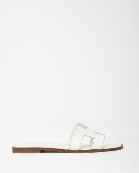 Hermès White Calfskin Leather Oran H Sandals - 37.5