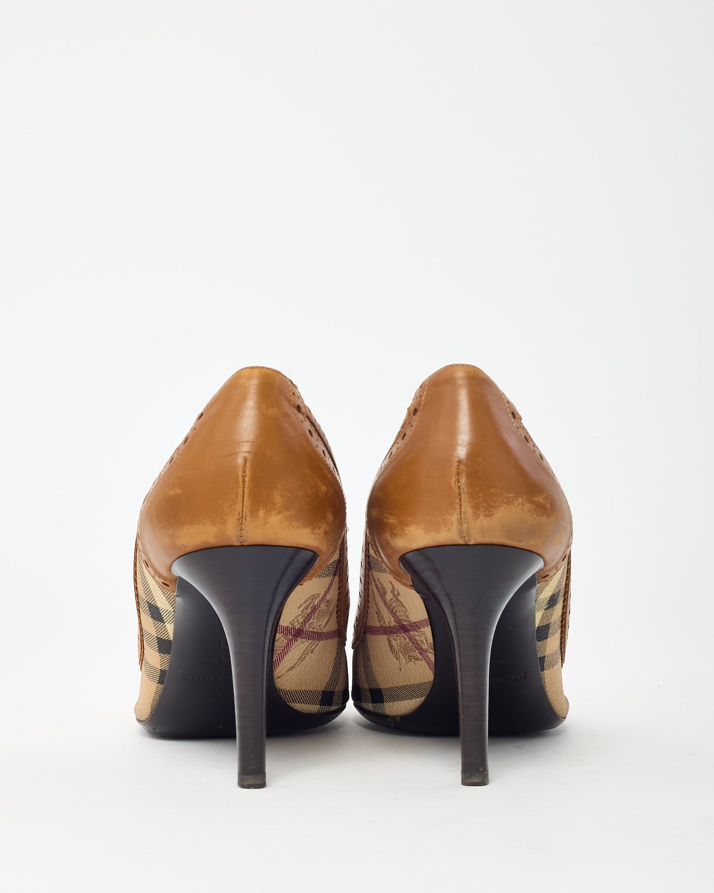 Burberry Tan Leather and Haymarket Check Coated Canvas Brogue Mansfield 85 Pump - 41