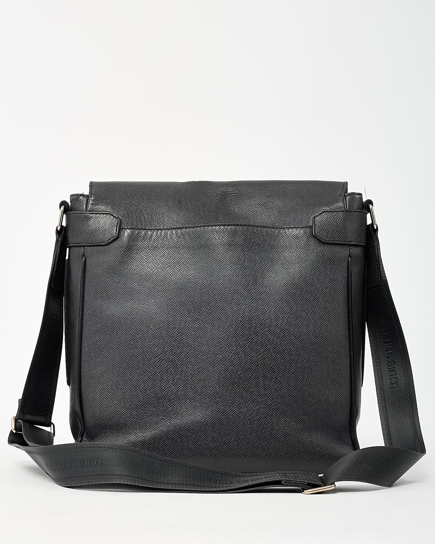 Louis Vuitton Black Taiga Leather Messenger Bag