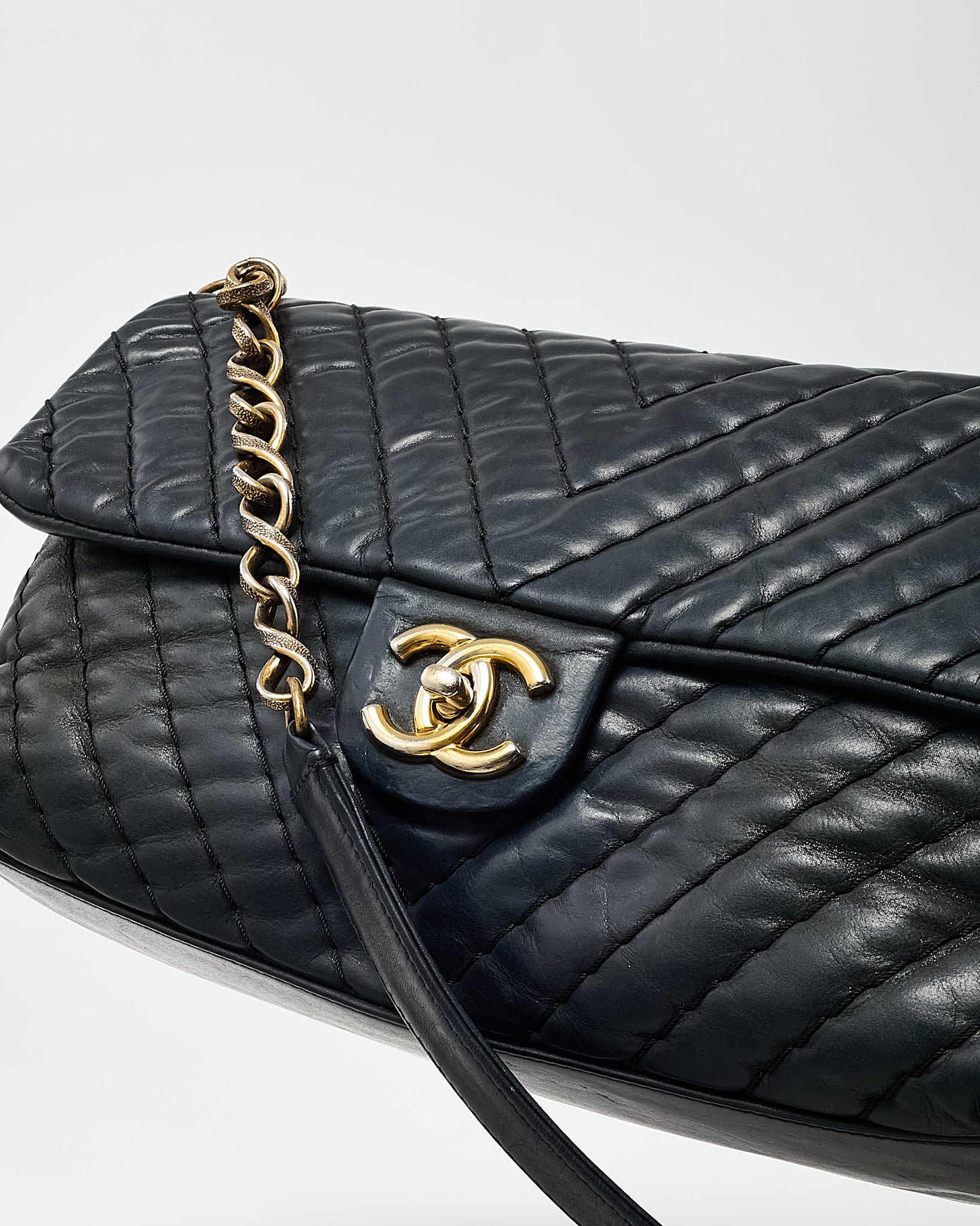 Chanel Black Surpique Chevron Leather Paris-Byzance Large Flap Bag GHW