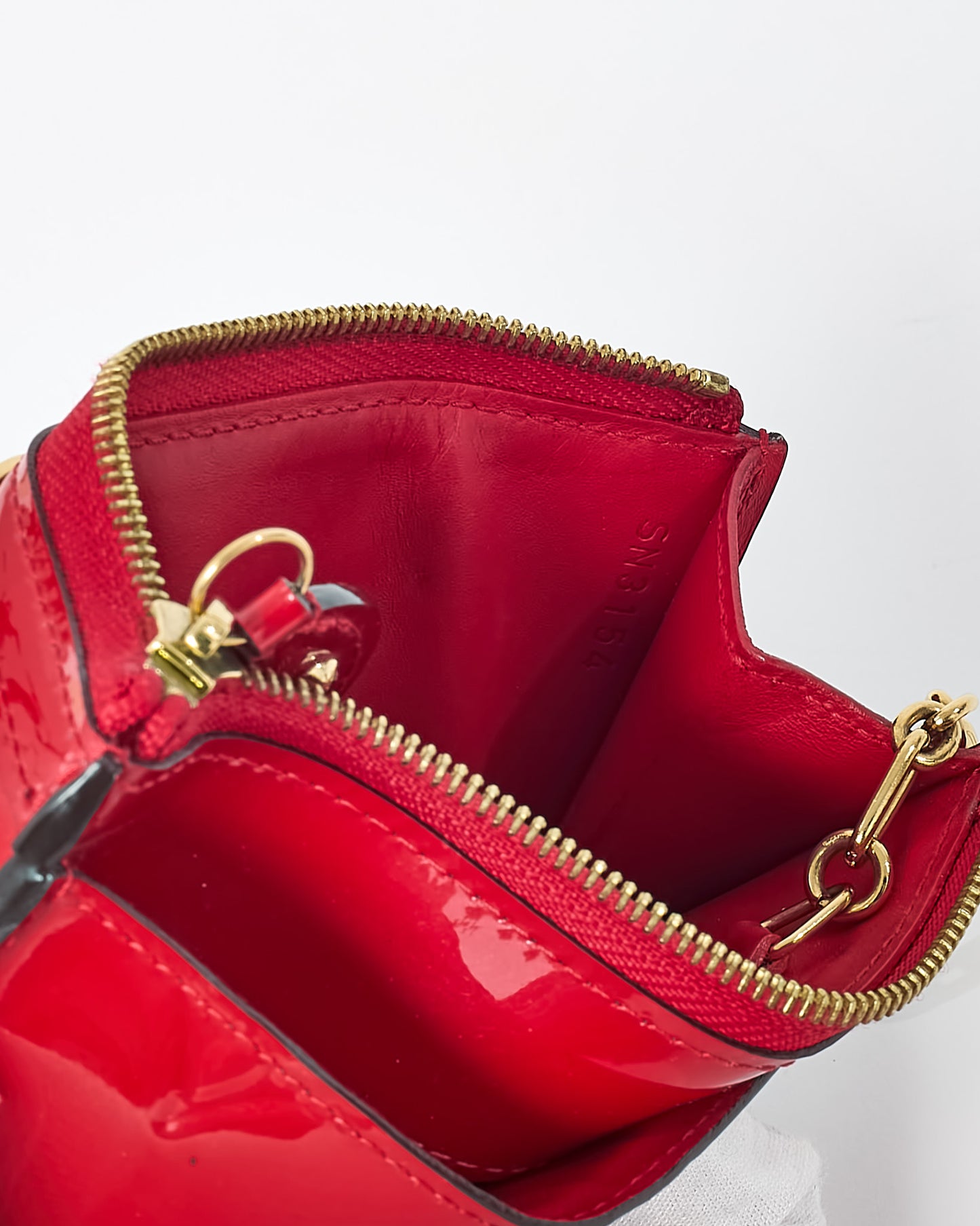 Louis Vuitton Red Monogram Vernis Pochette Cles / Key Pouch