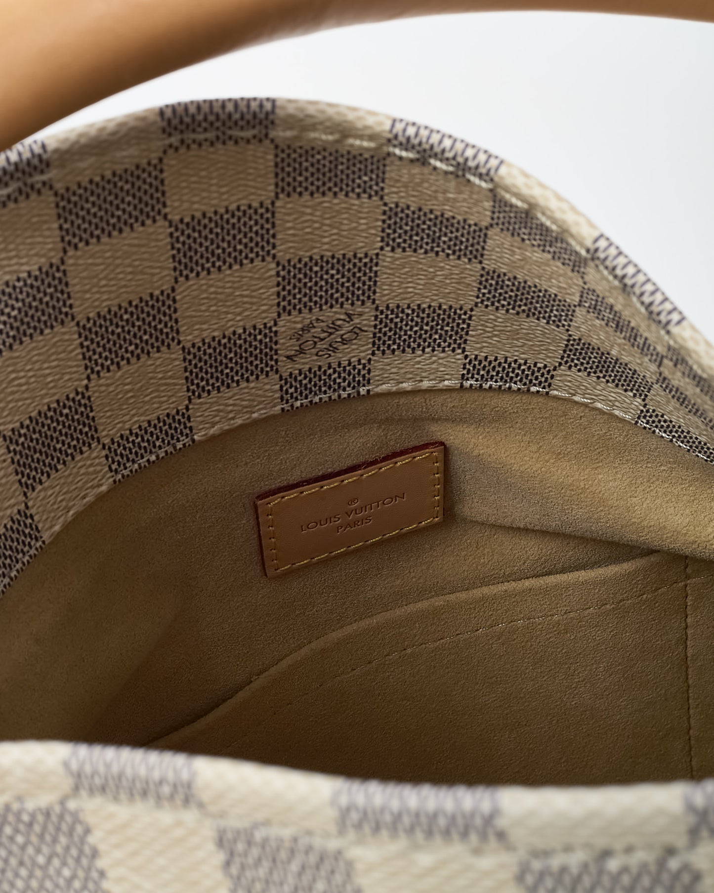 Louis Vuitton Damier Azur Coated Canvas Artsy MM Shoulder Bag