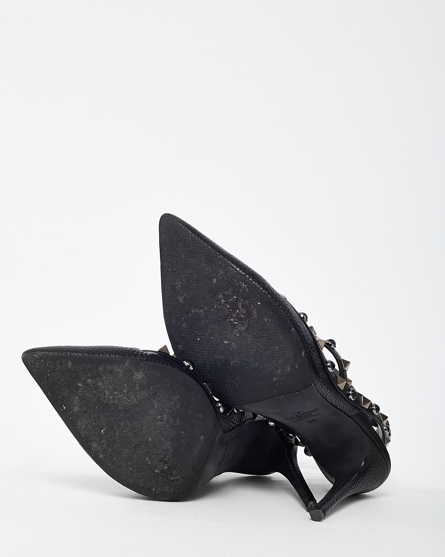 Valentino Black Pebbled Calfskin Leather and Onyx Rockstud Rolling Ankle Strap 100mm Pumps - 38