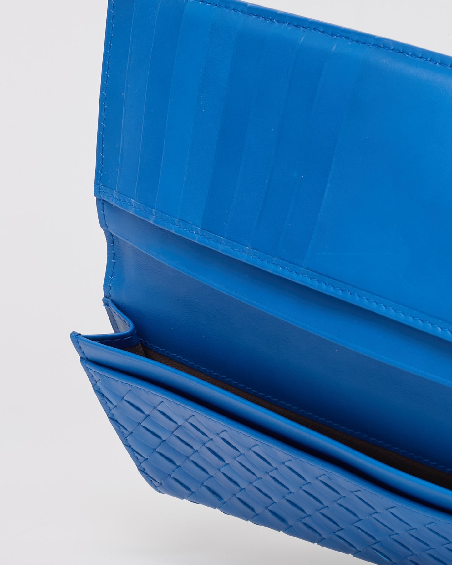 Bottega Veneta Blue Intrecciato Leather Bi-Fold Long Wallet