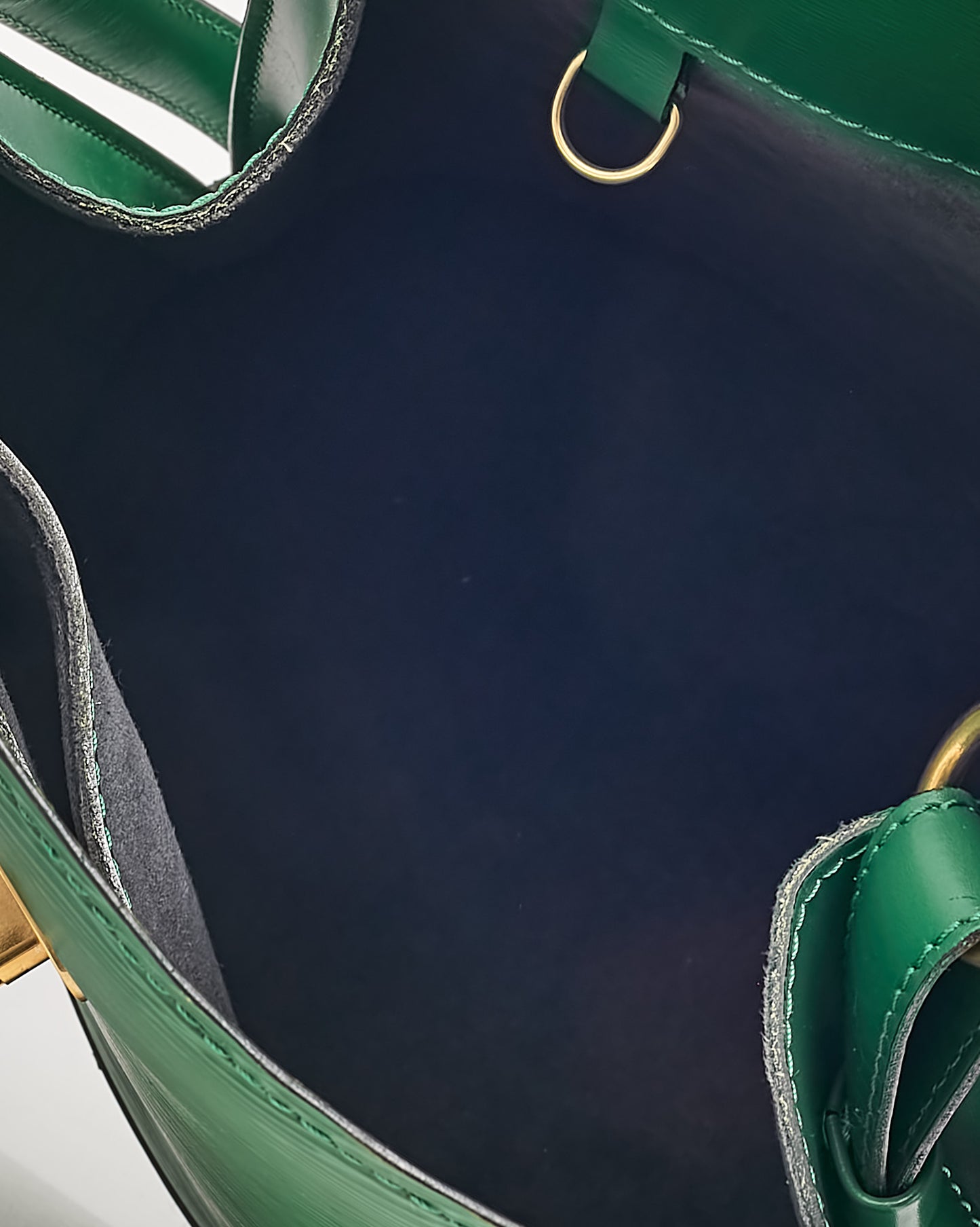 Louis Vuitton Green Epi Leather Cluny Shoulder Bag