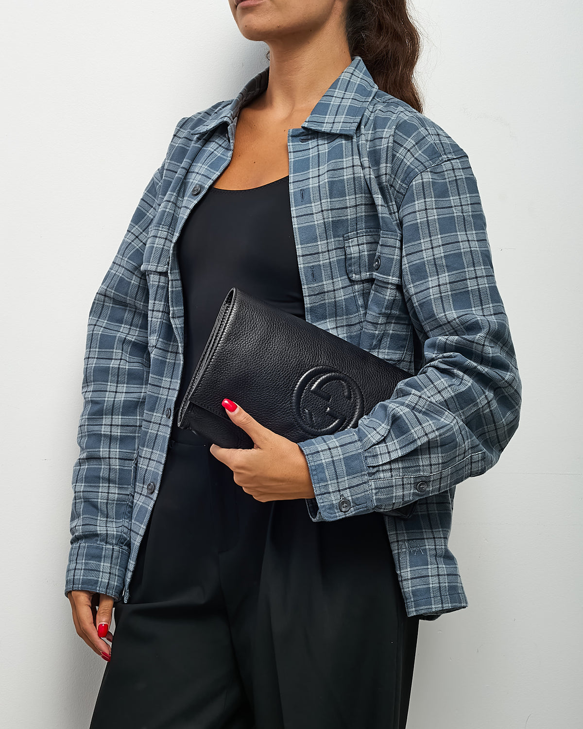 Gucci Black Pebbled Leather GG Soho Embossed Logo Clutch